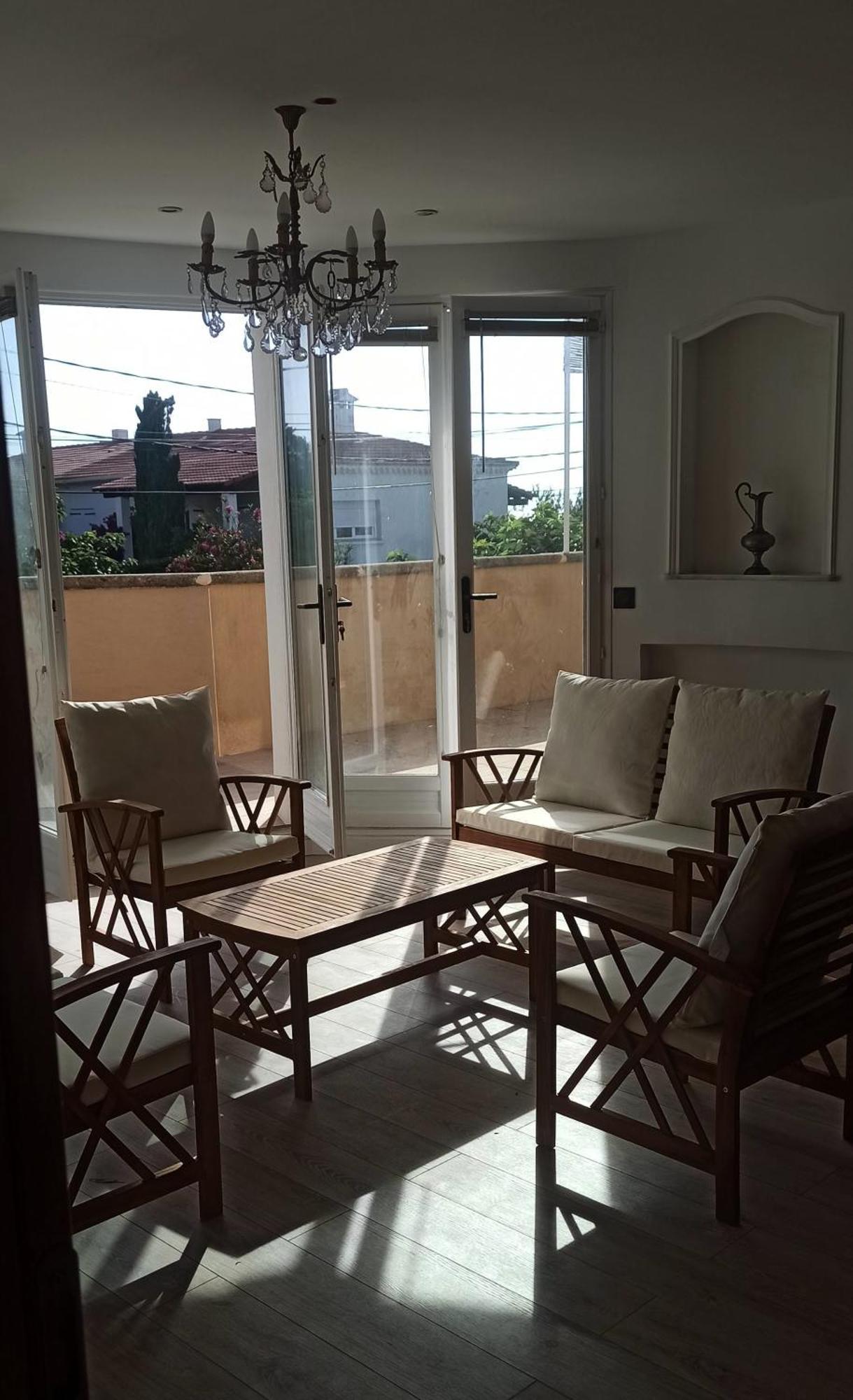 3 Avec Terrasse Vue A 150 M De La * Marseille