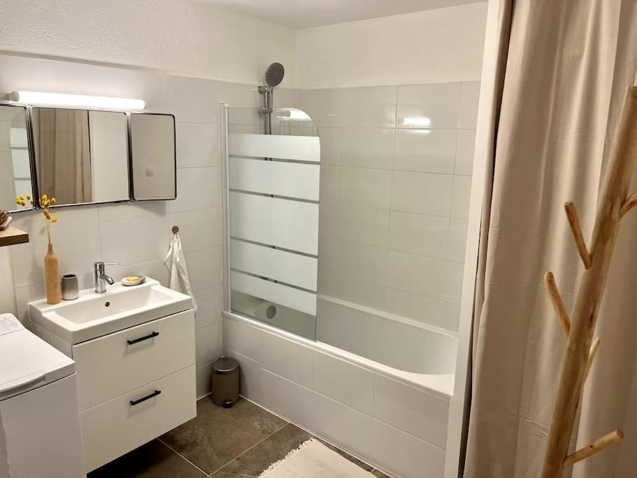 Apartment La Lumineuse - 5 Min Du Vieux Port Rue Pietonne - Les Freres De La Loc' *