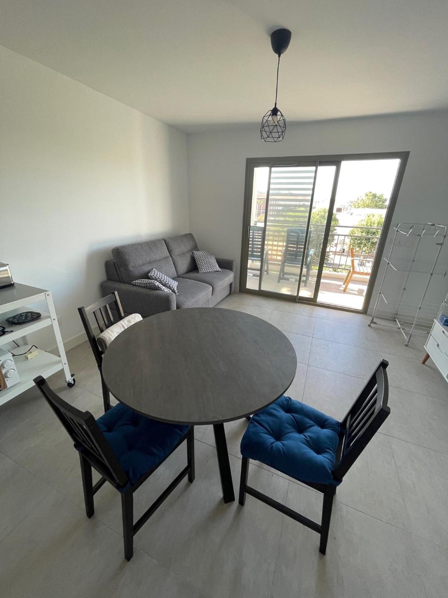 2 Pieces A 5mn Des Plages Et 10mn Des Calanques Apartment Marseille