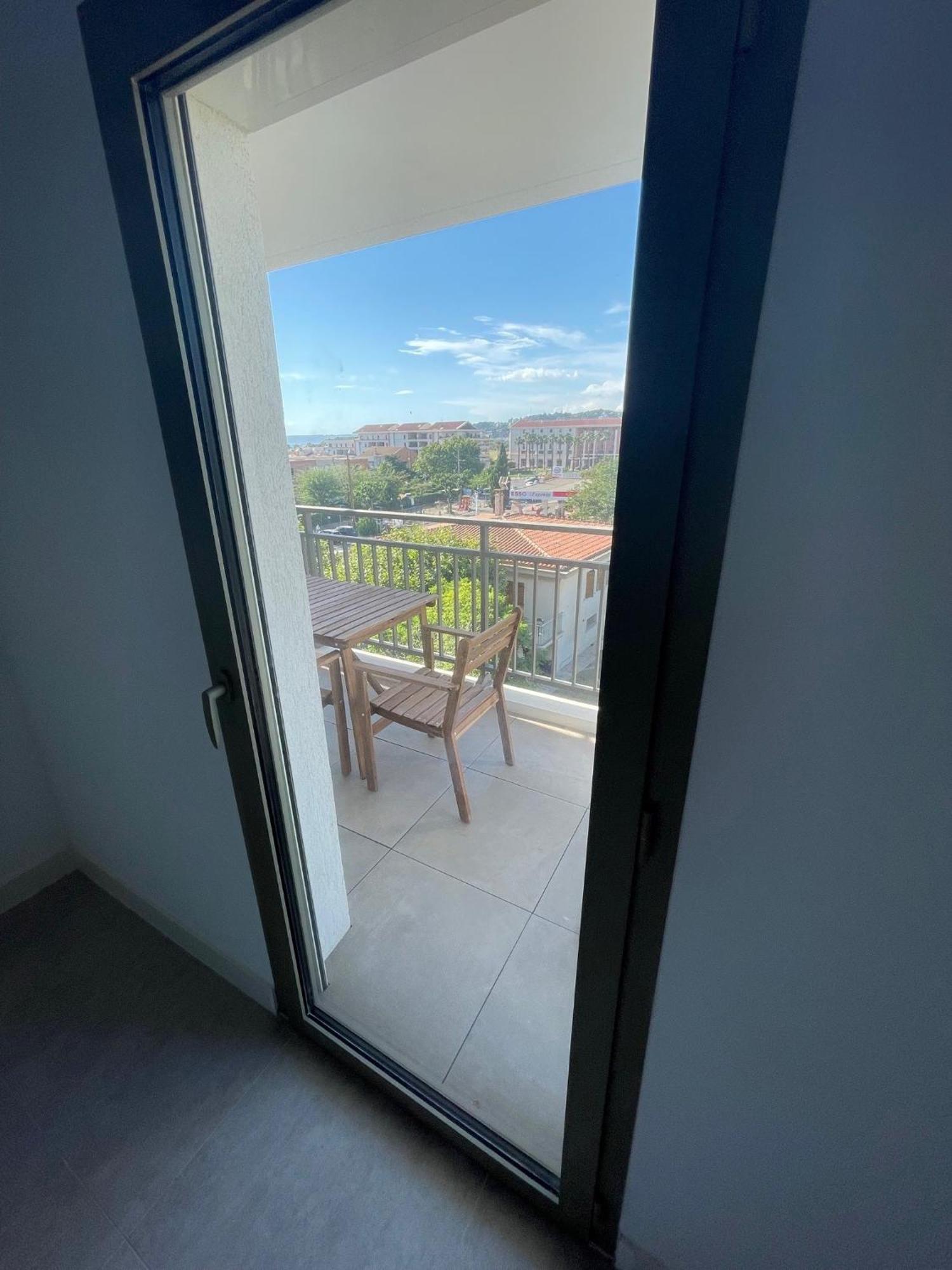 Apartment 2 Pieces A 5mn Des Plages Et 10mn Des Calanques Marseille