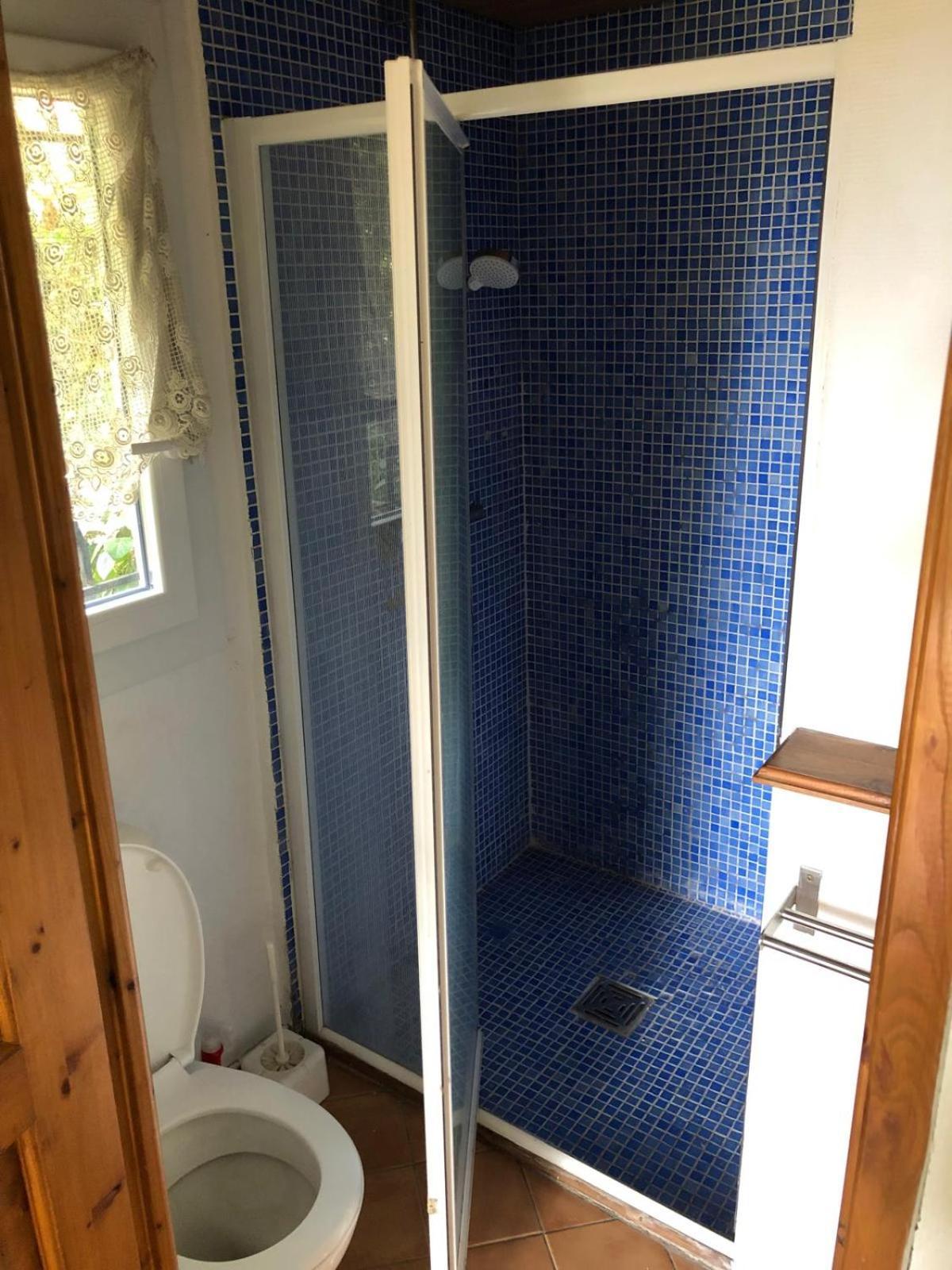 Apartment Face A La Piscine