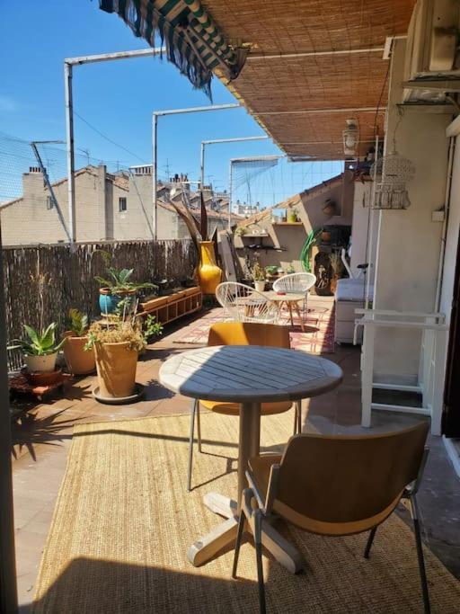Appartement T3 Avec Grande Terrasse