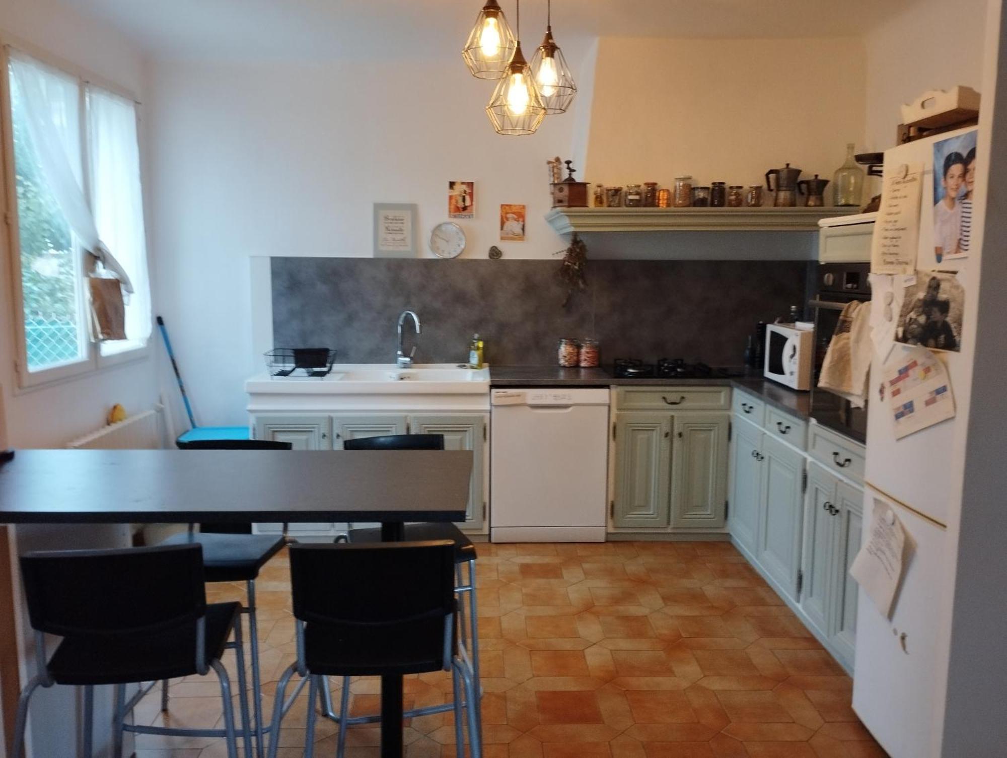 Holiday home Maison Individuelle, Piscine Et Jardin *