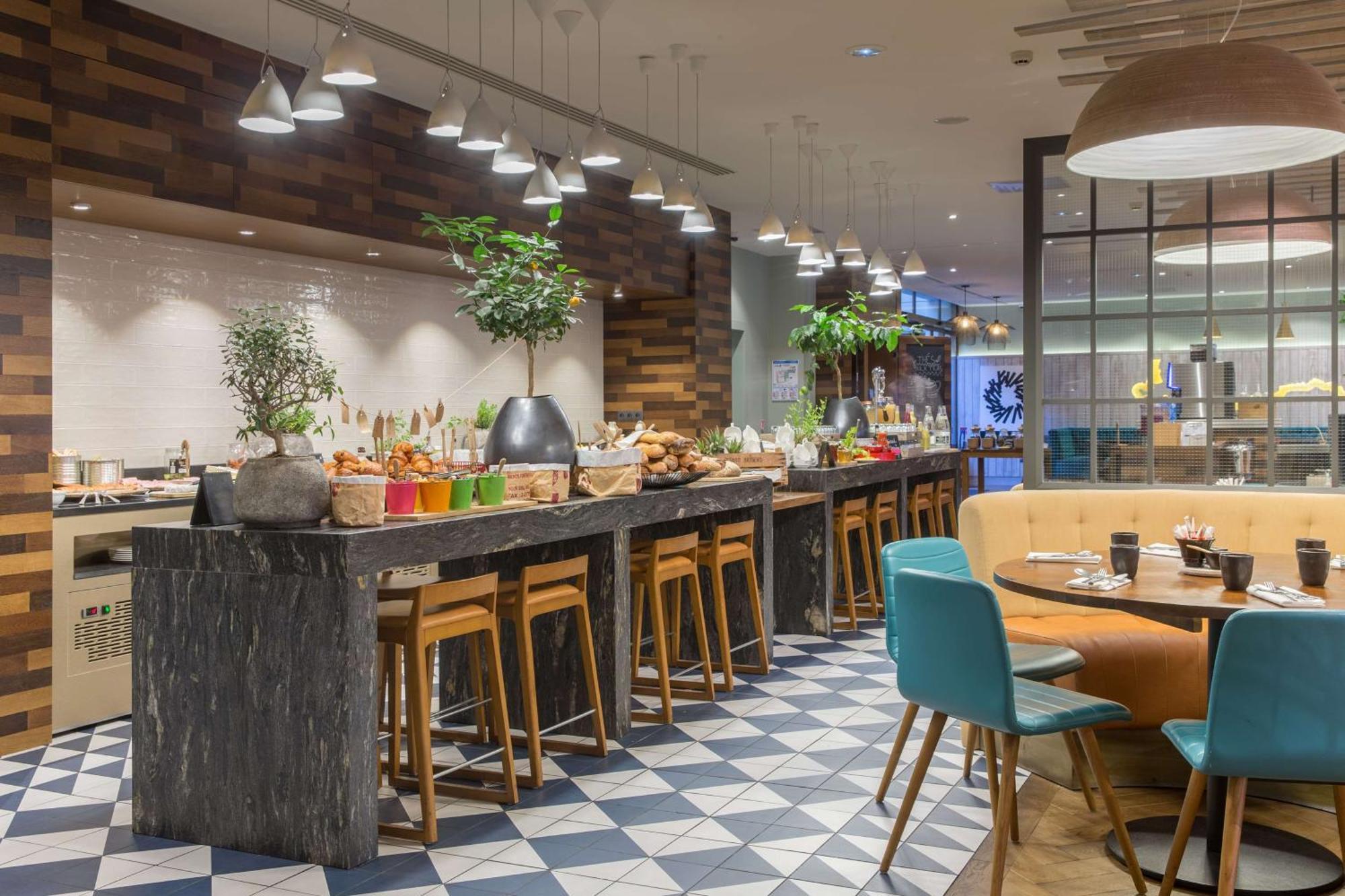 Radisson Blu Vieux Port Khách sạn
