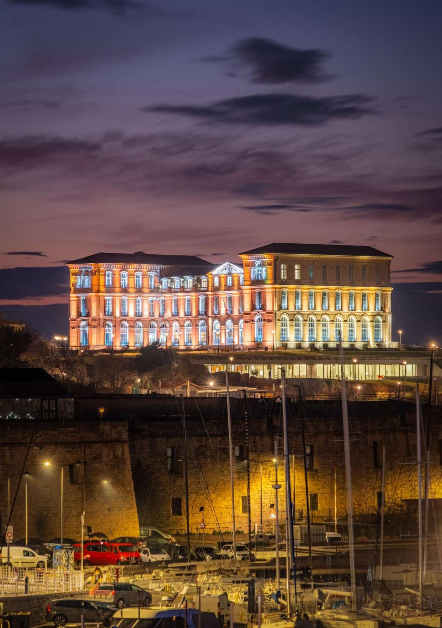 Khách sạn Radisson Blu Vieux Port Marseille