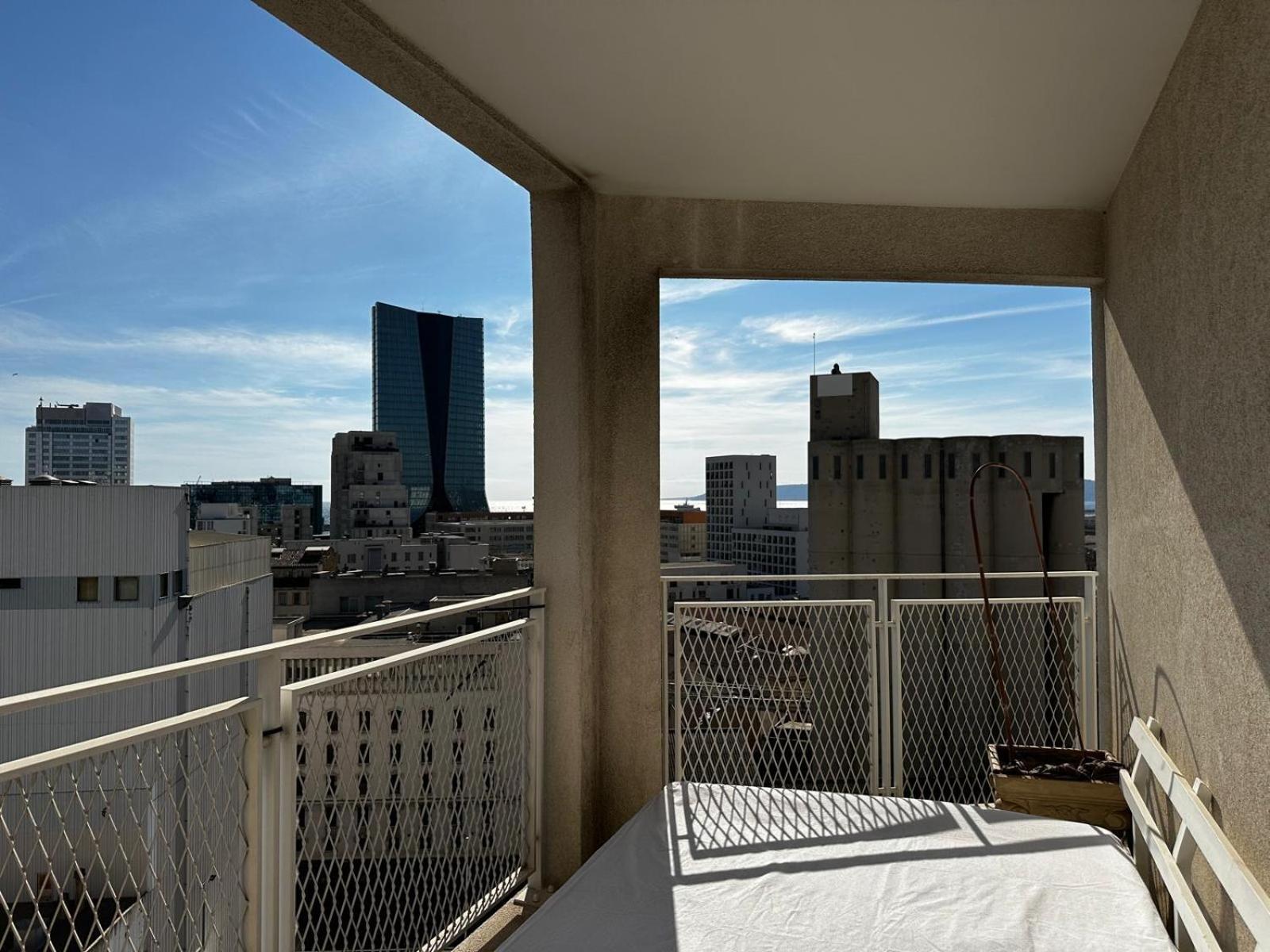Magnifique T2 Vue Et Jacuzzi Apartment *