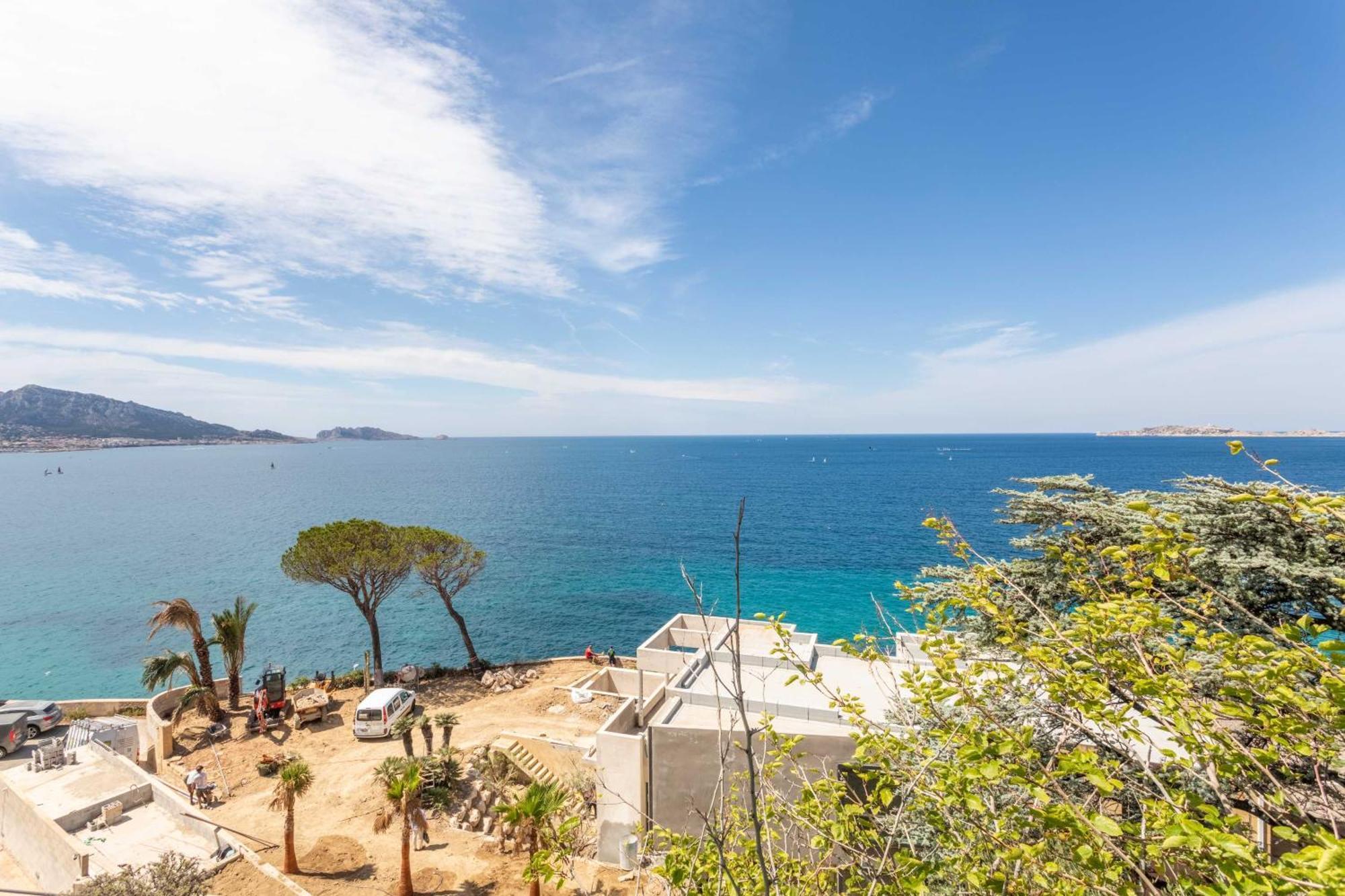 Exceptional With Ac And Sea View
