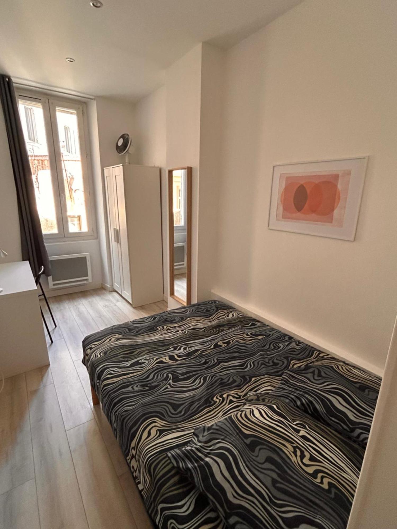 6 Personnes Place De La Joliette Apartment