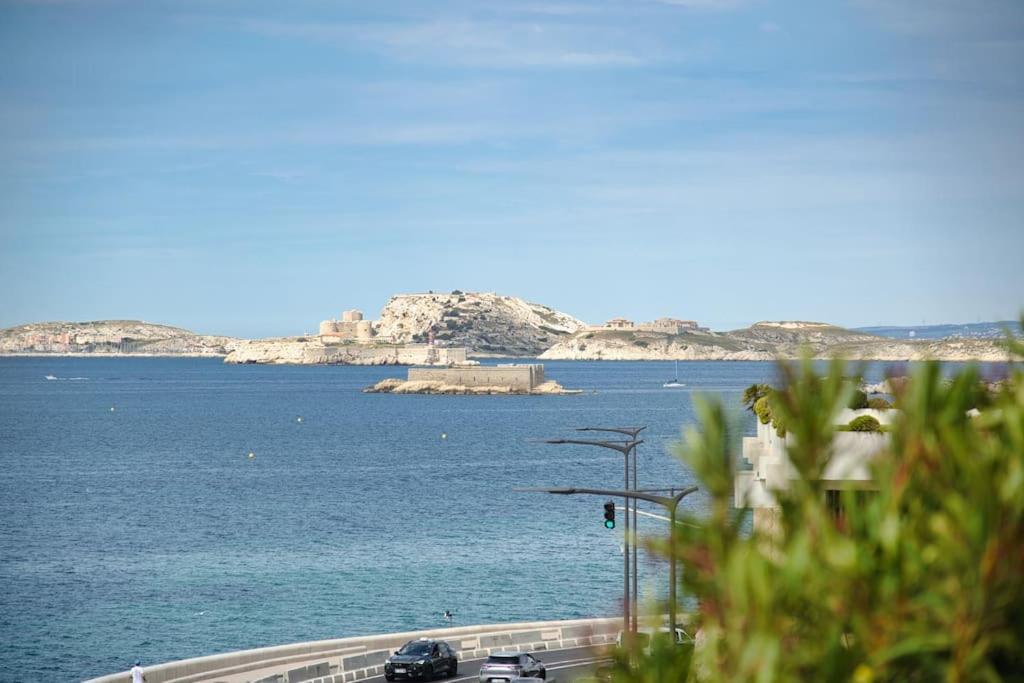 Coquet En Bord De Et Corniche * Marseille