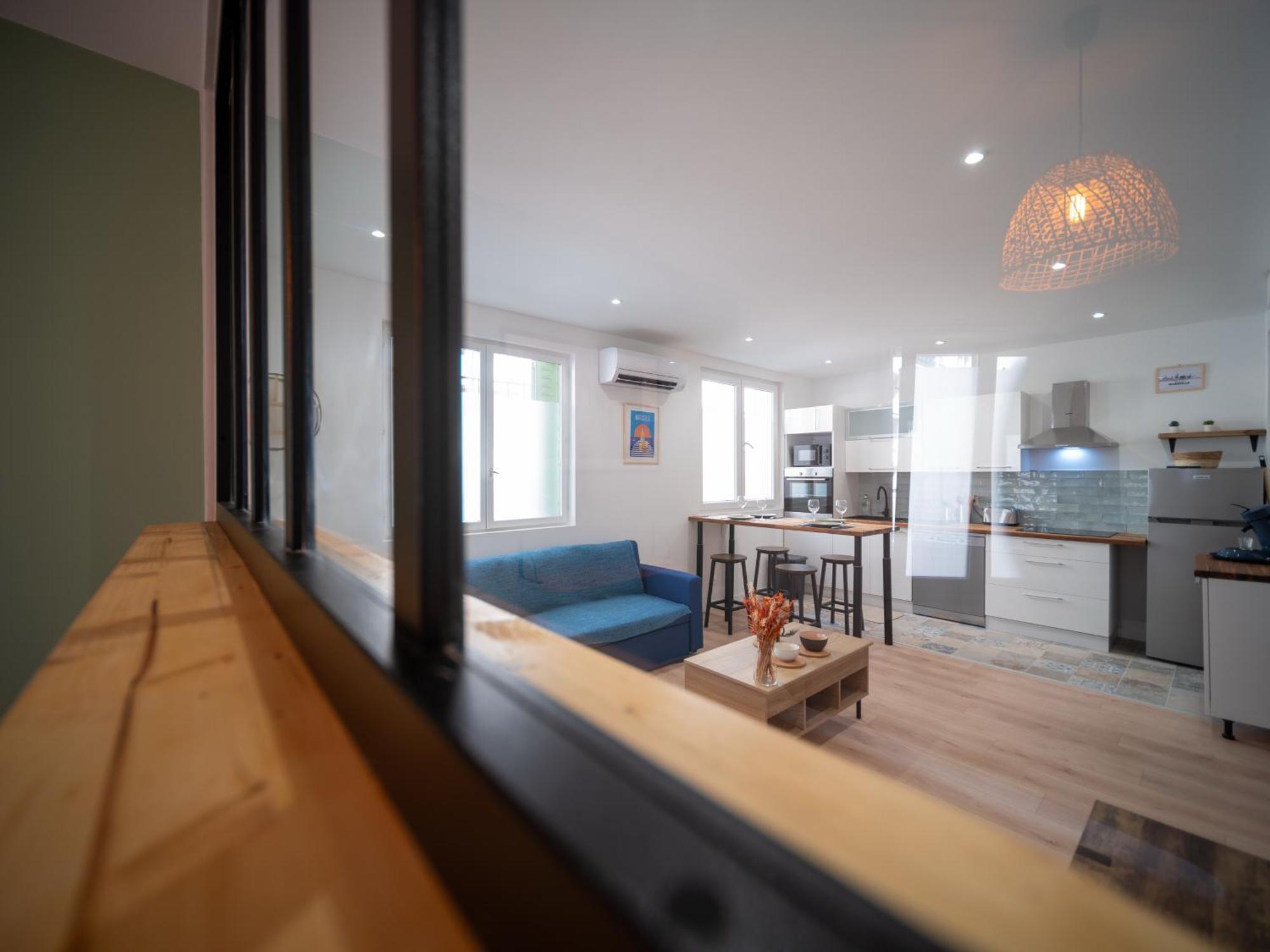 Apartment Neuf Climatise Equipe 4 Personnes Gare De La Blancarde Marseille