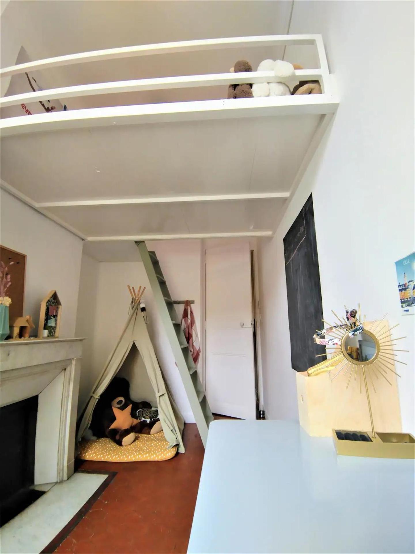 Apartment Lumineux 4 Chambres, Clim Et Equipe