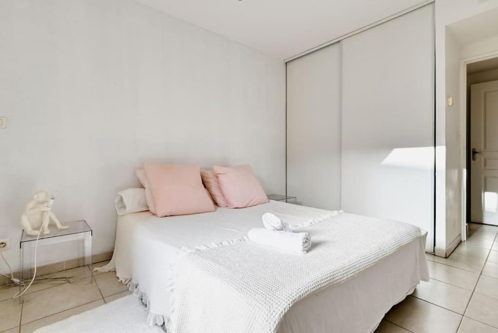 Apartment Duplex Design, Calme, Au Vallon Des Auffes, Bord De *