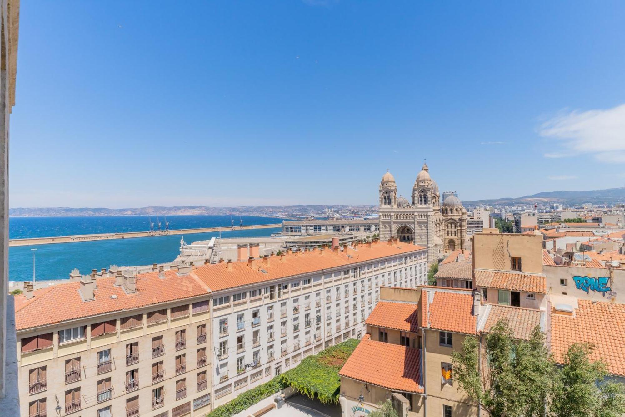 Le Skyline - Climatise Avec Terrasse Appartement *