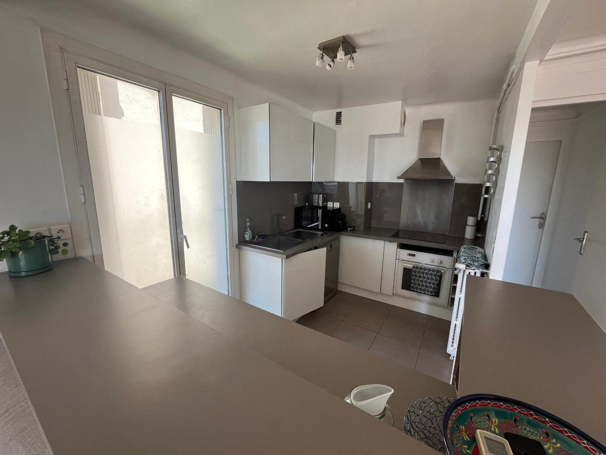 T3 Plage Des Catalans Vue Mer Appartement *