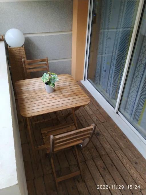 Joli Terrasse Dans Quartier Saint Victor