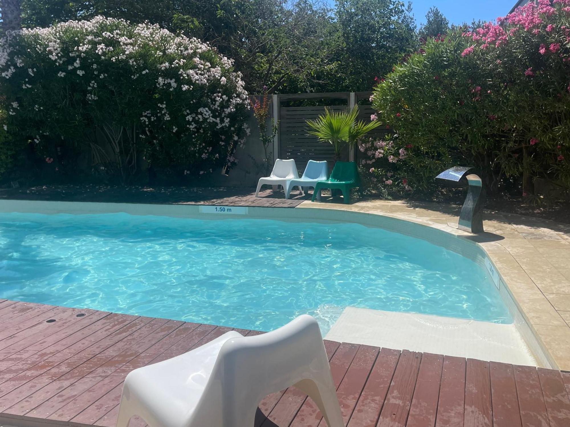 Prado Piscine Terrasse Aparthotel Marseille