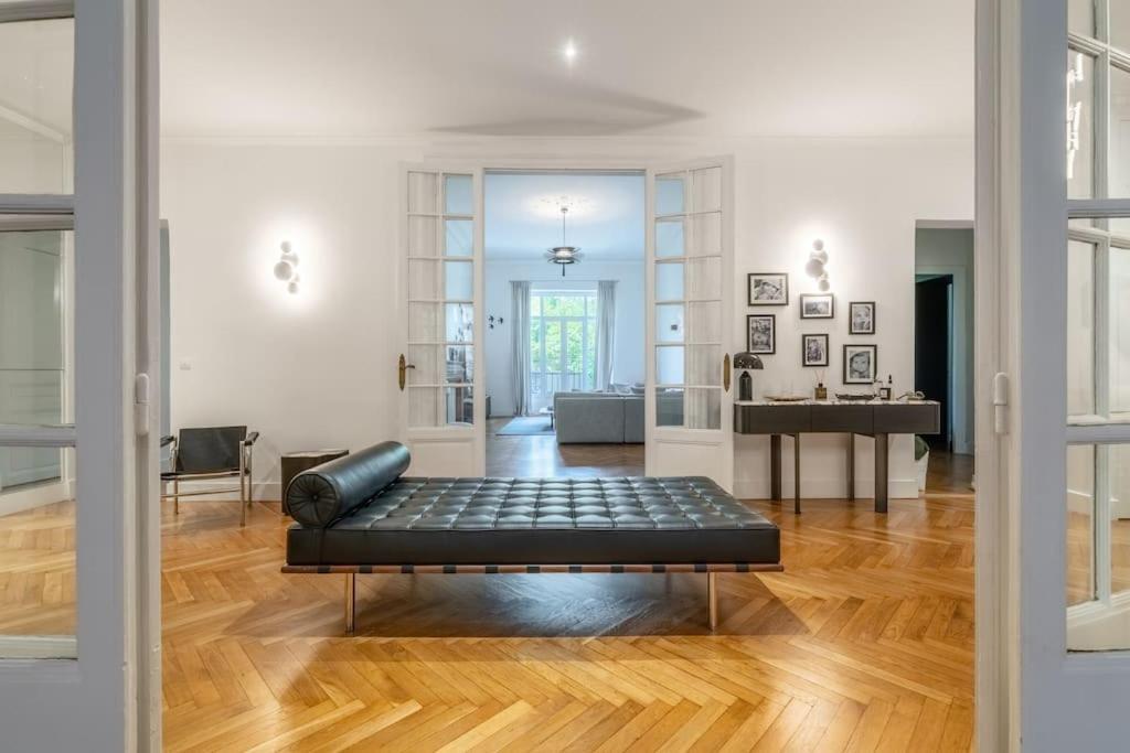 Standing, 8 Pers Apartment