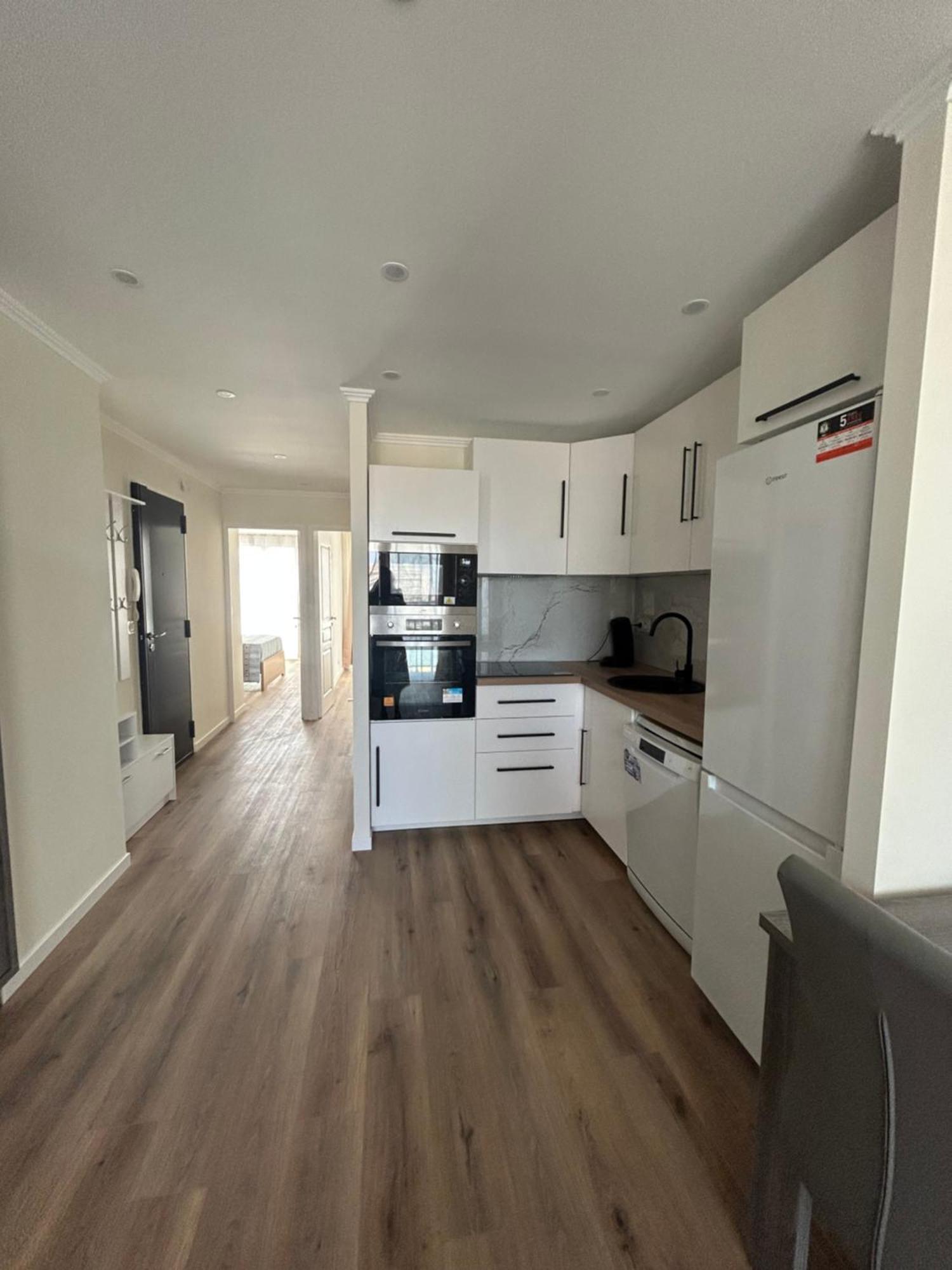 Apartment Plage, Stade Et Parking Prive Dans La *