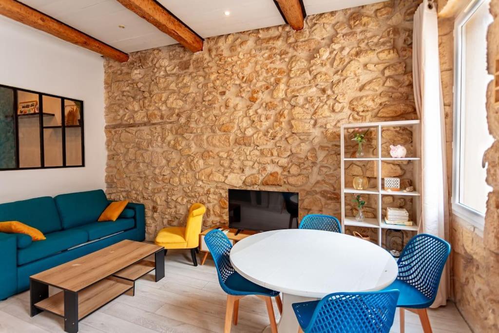 Apartment Opera, Vieux-port, Type 2 *