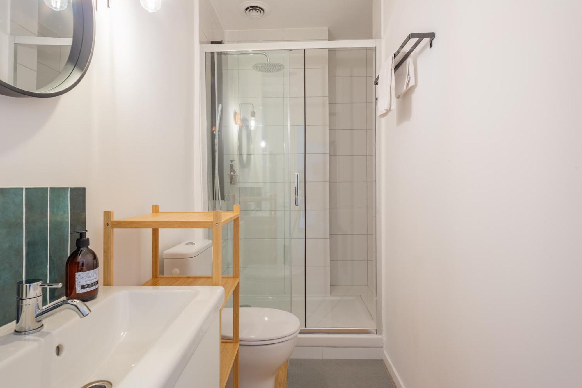 Apartment La Corderie - Sous Les Toits De Marseille