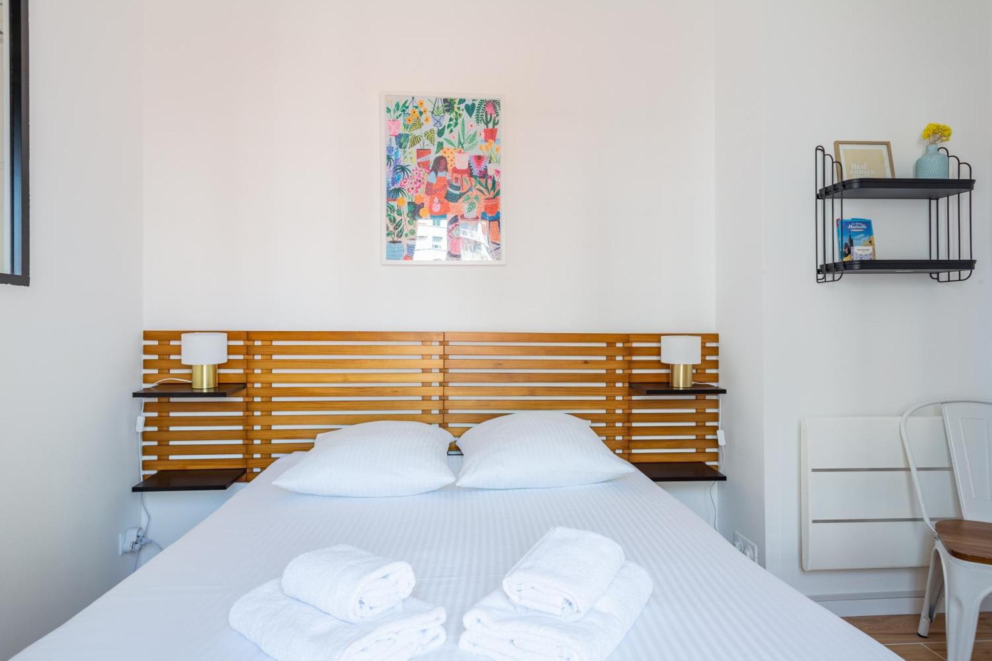 Apartment La Corderie - Sous Les Toits De Marseille