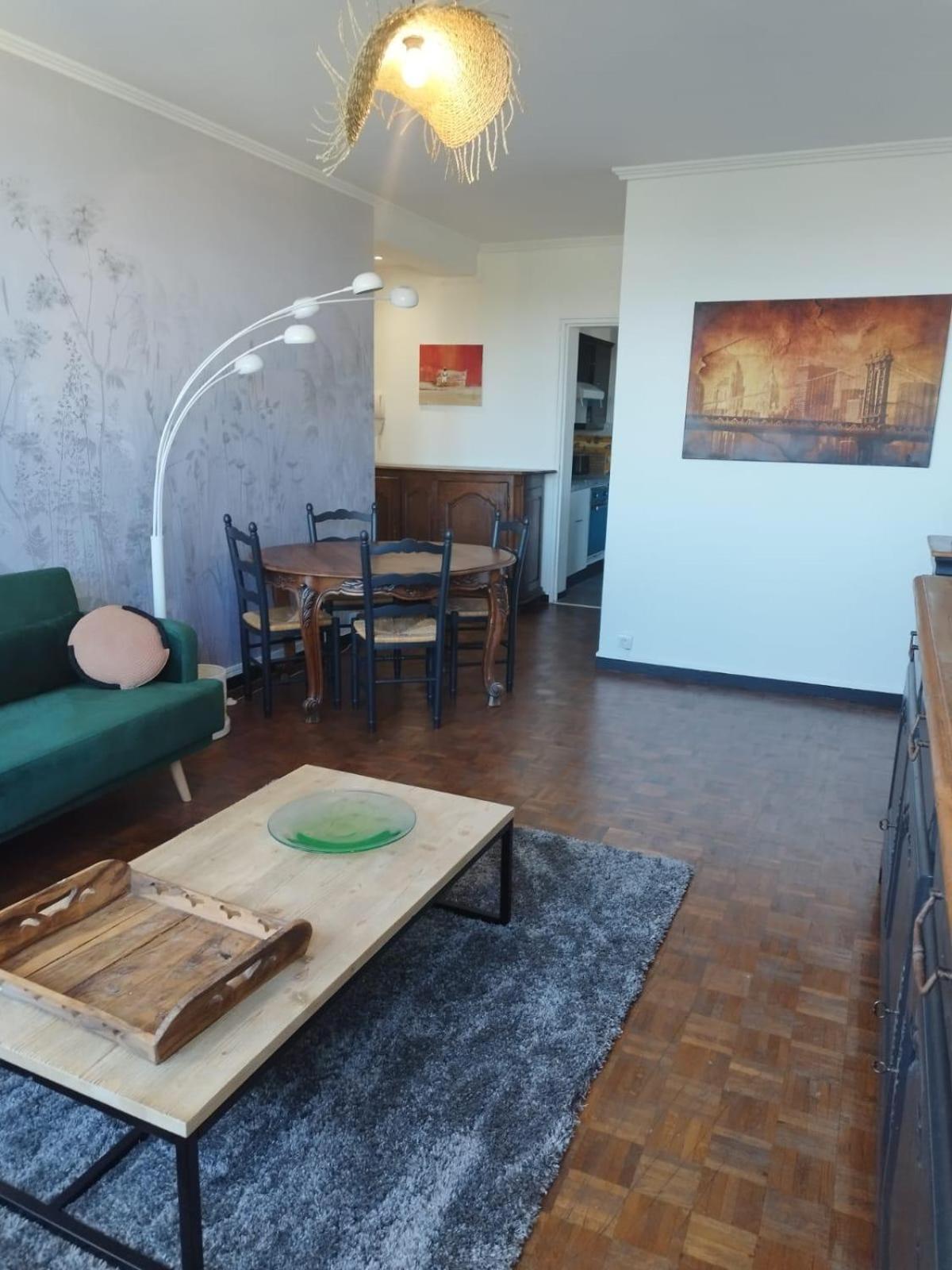 Apartment Le Pharo Appart Vue Mer Pres Plage Fort St Nicolas Vieux Port Mucem Marseille