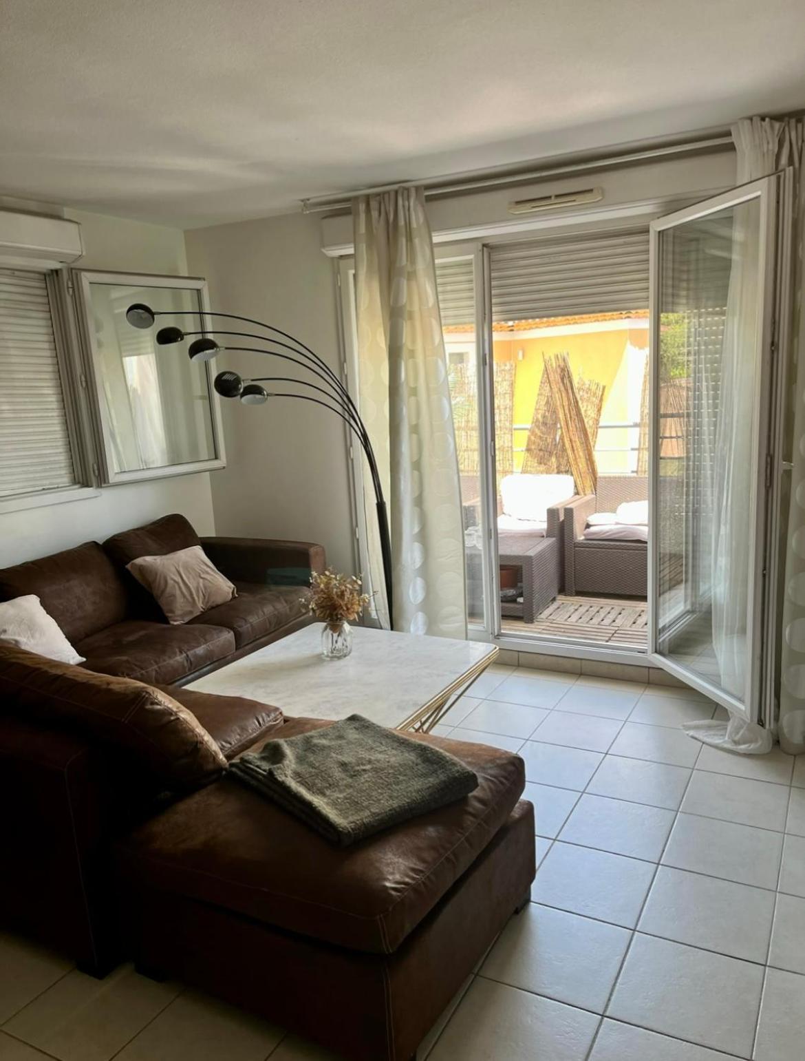 Apartment Location T3 *