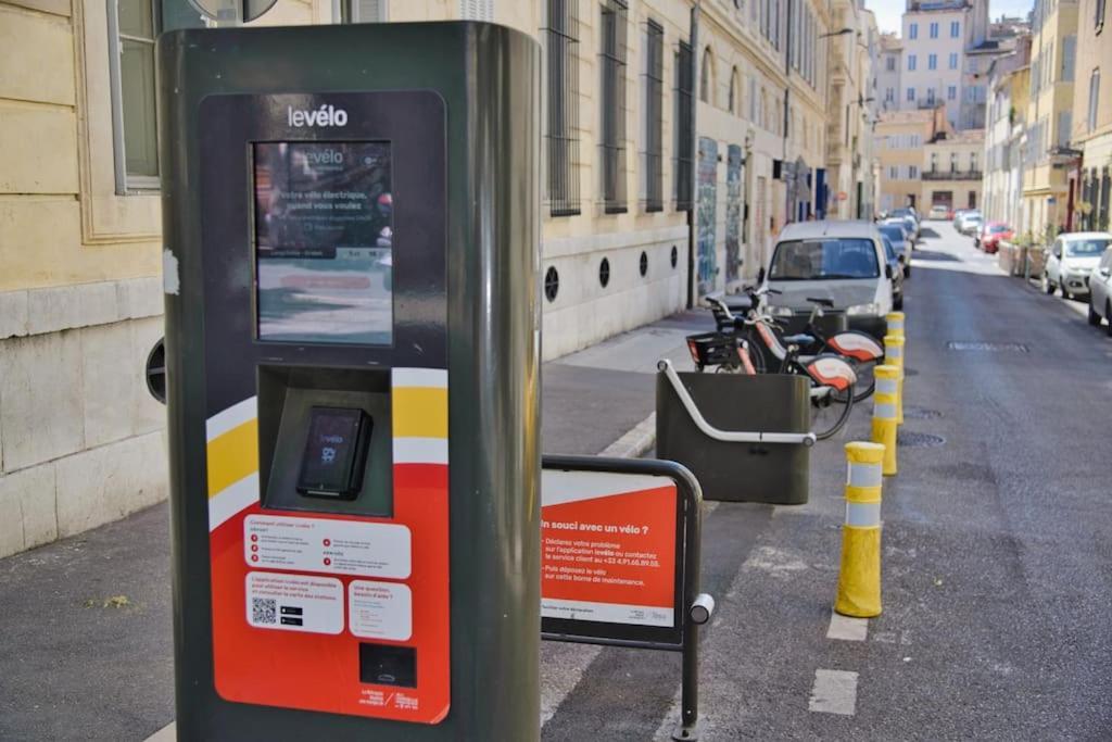 Longchamp - Studio A 8 Min A Pied Du Metro Longchamp Căn hộ Marseille