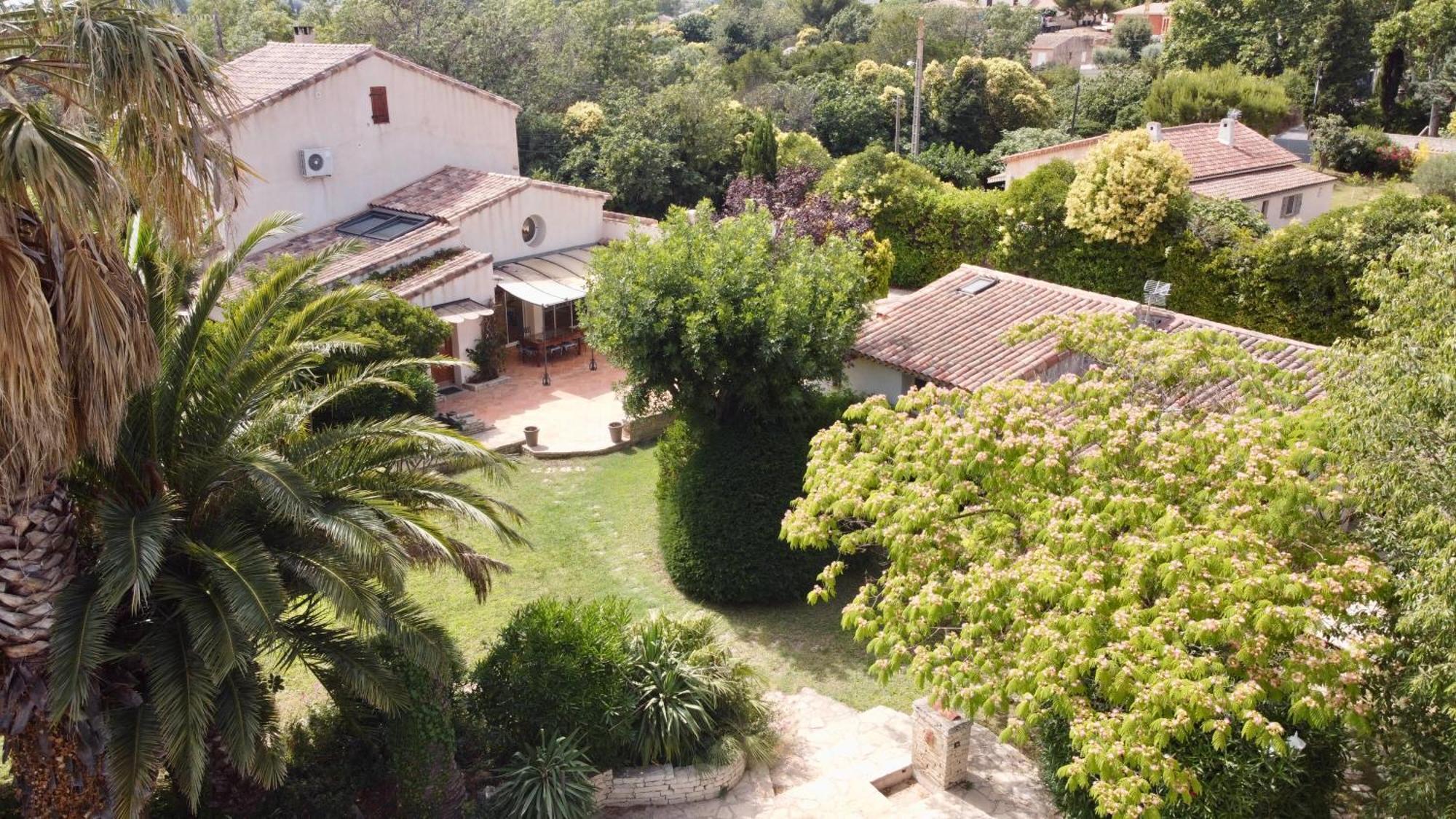 La Source Villa *