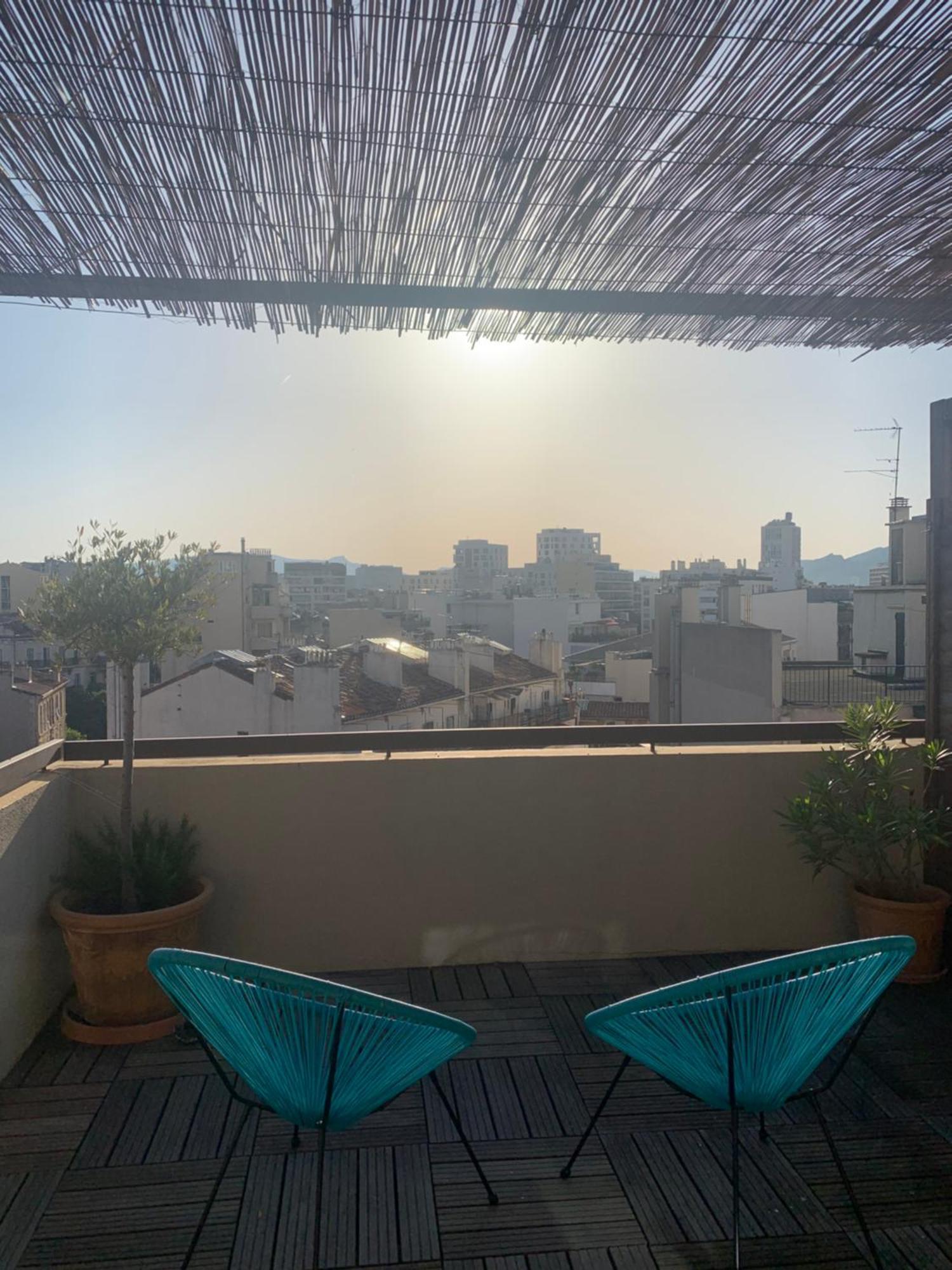 Joli Avec Belle Terrasse