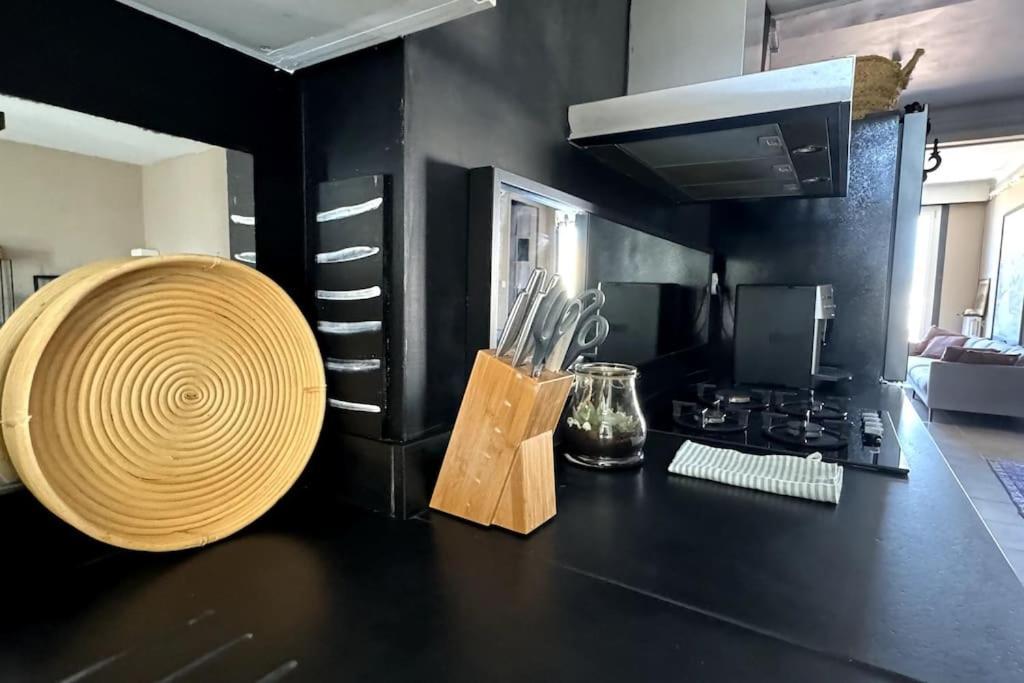 Sur Les Toits Du Vieux Port Apartment