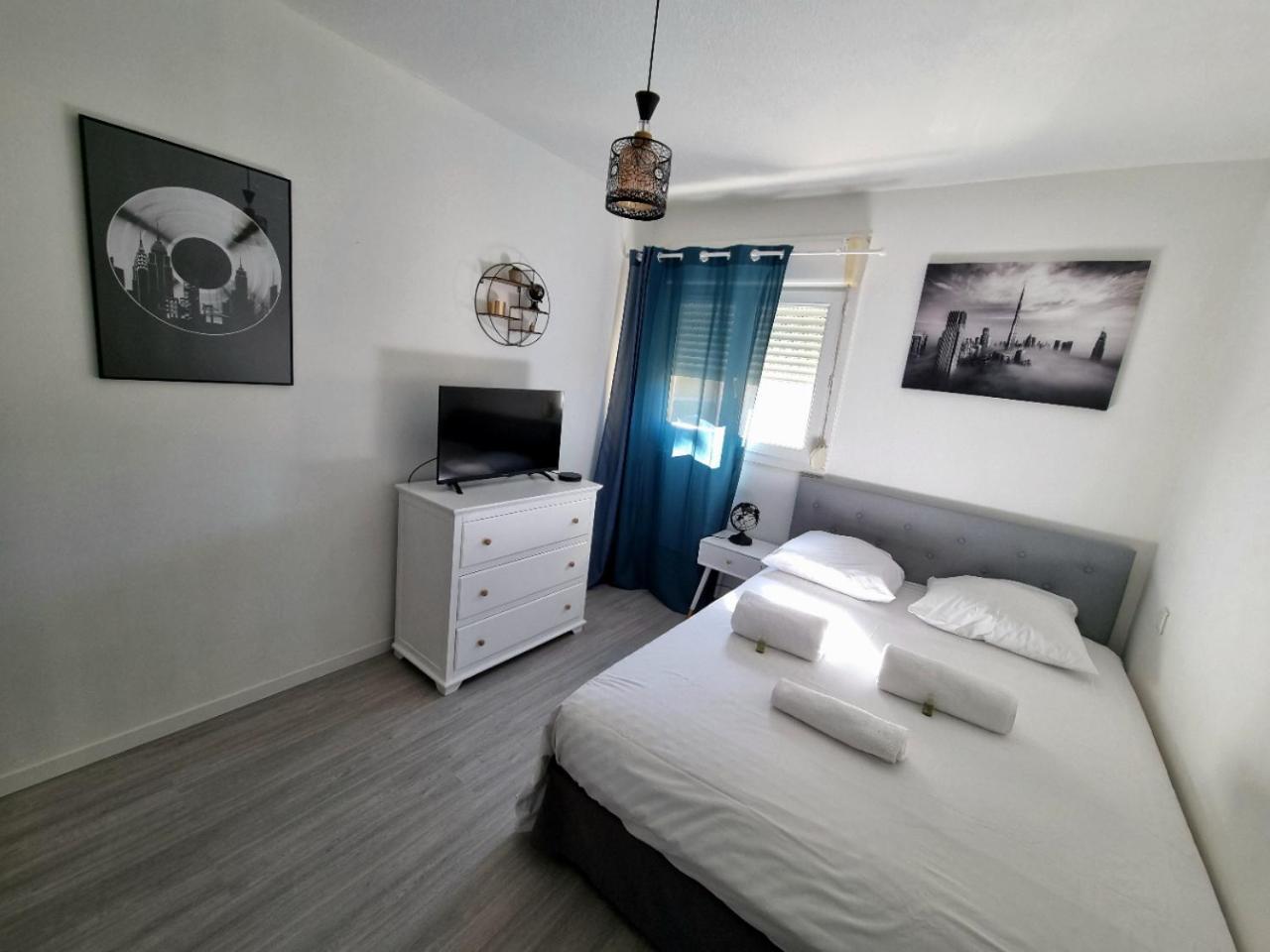 T4 Plage Pointe Rouge Apartment Marseille