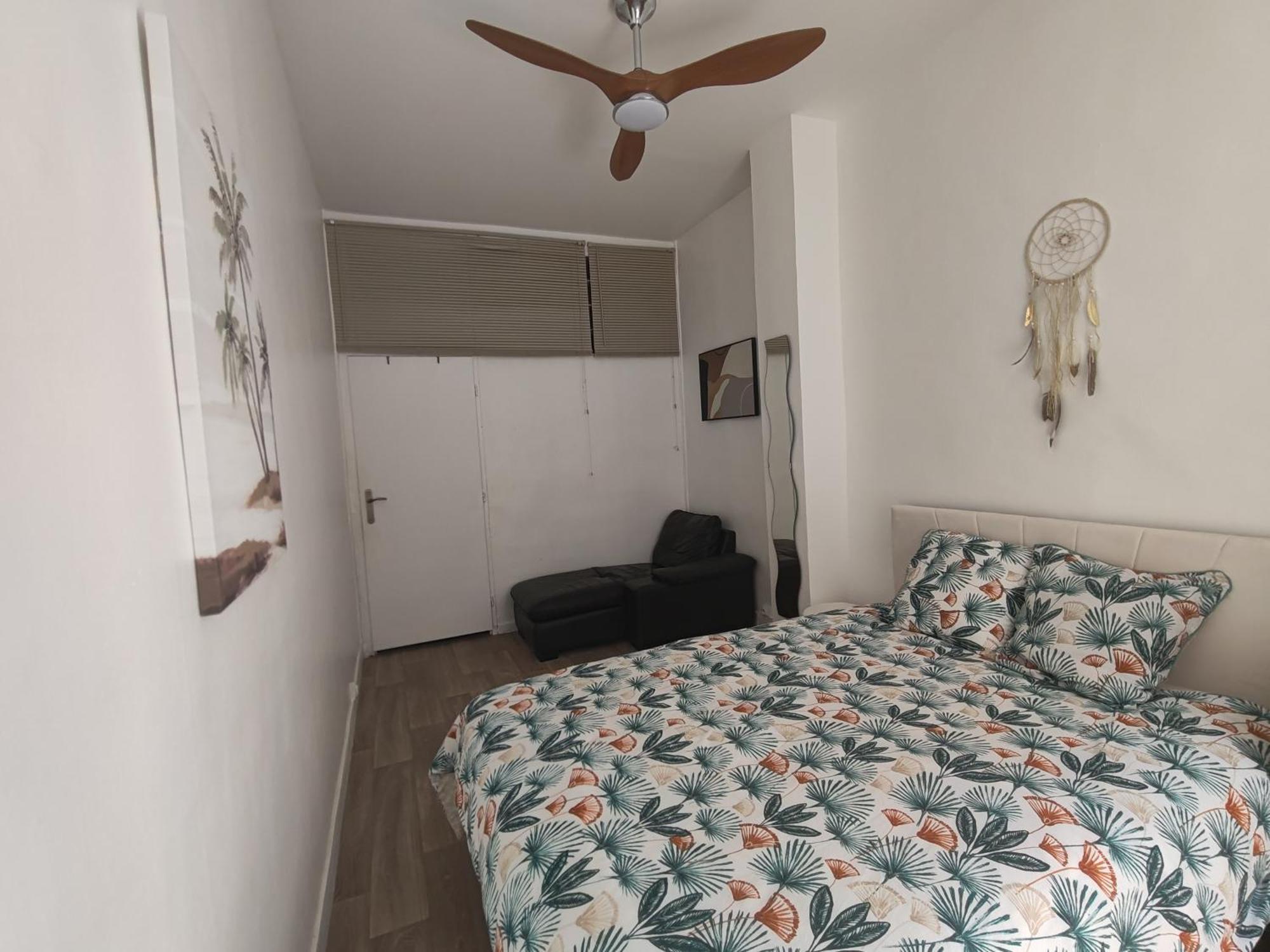 T3 Grand Balcon Au Coeur Du Vieux Port Apartamento *