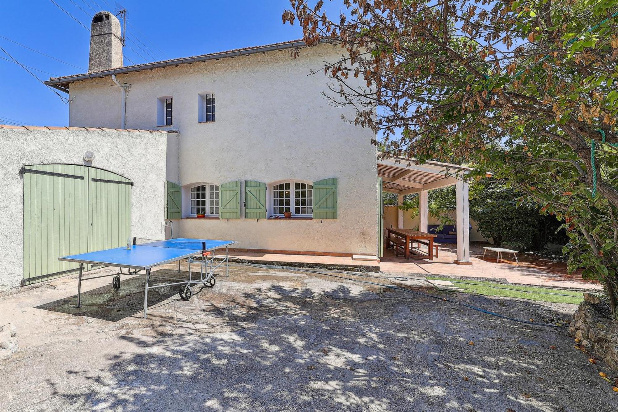 Holiday home Charmante Maison Sur *