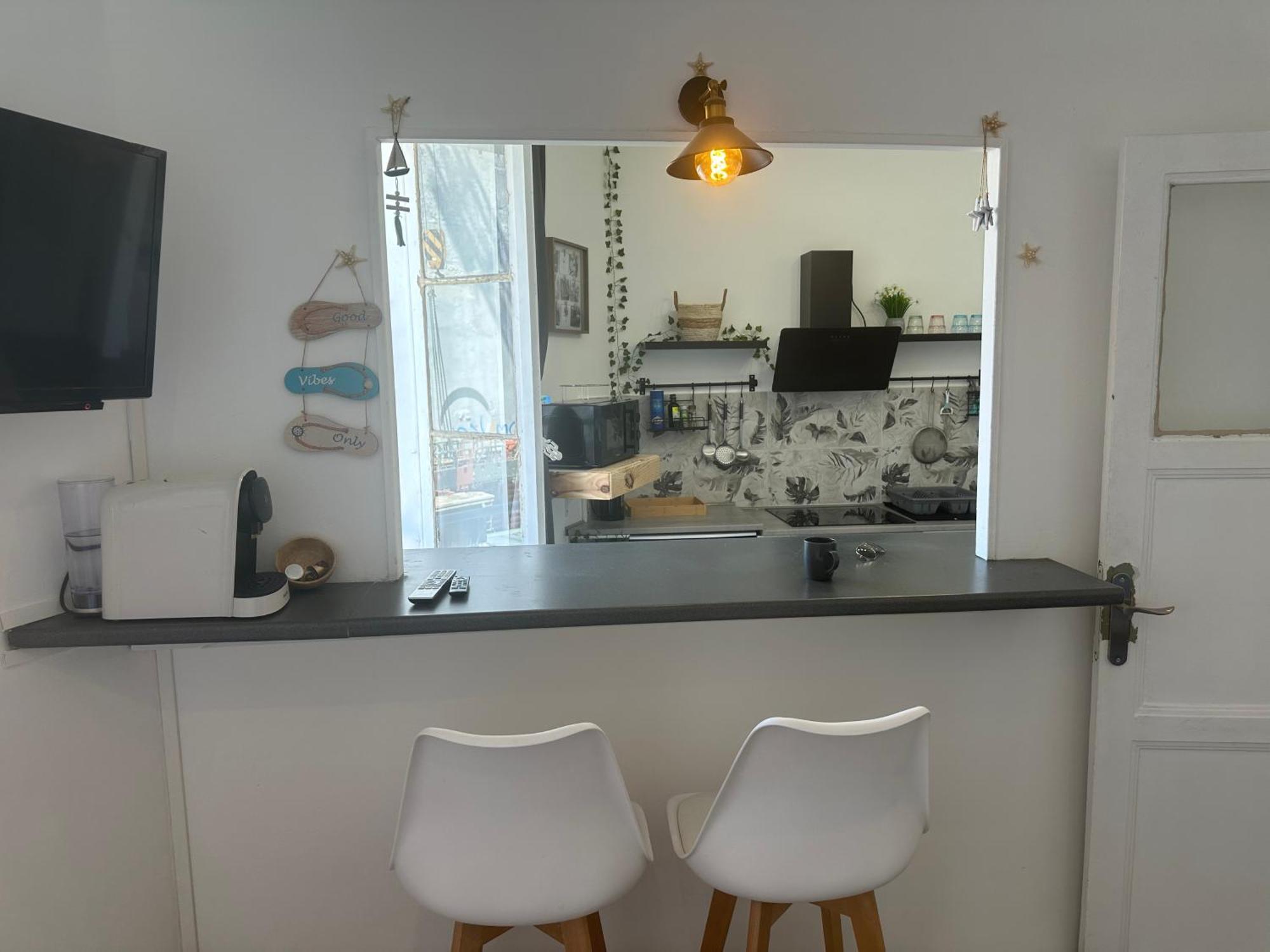 Appartement Etoile De Magnifique Deco Et Sable Fin, Votre Sejour A Commence Ici, Centre-ville *