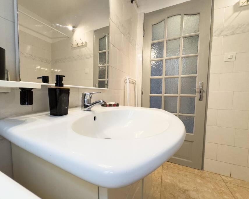 Spacieux T2 - Vieux Port Apartment *