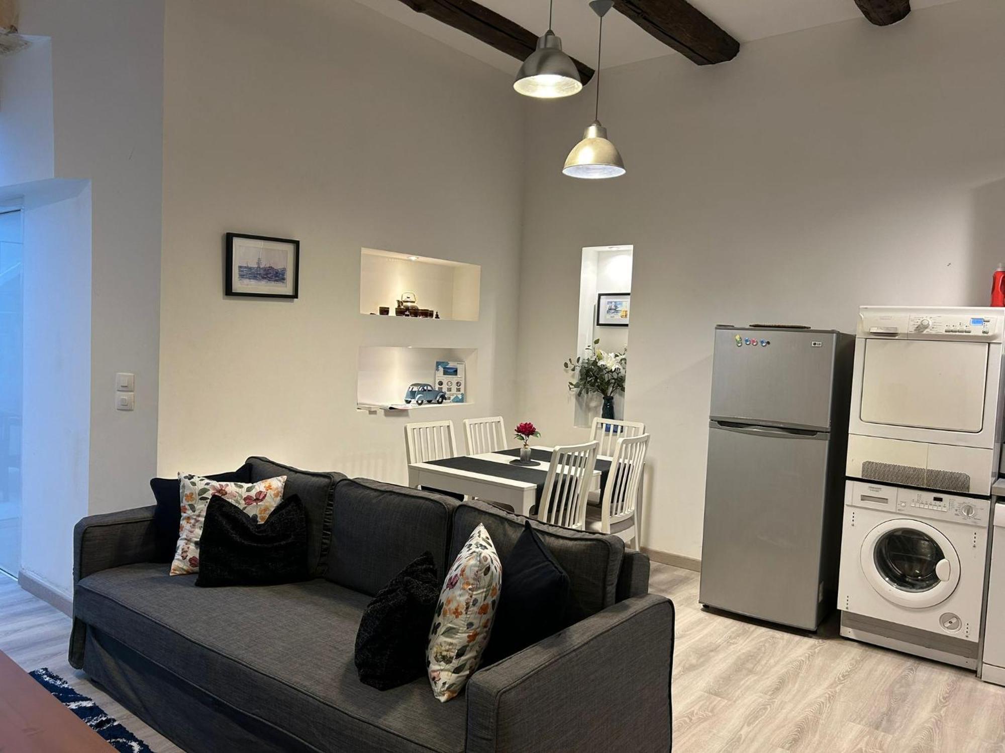 Au Coeur Du Vieux-port - Cosy Au Calme - 2 Avec Sa Cour Privee - La Criee Apartment *