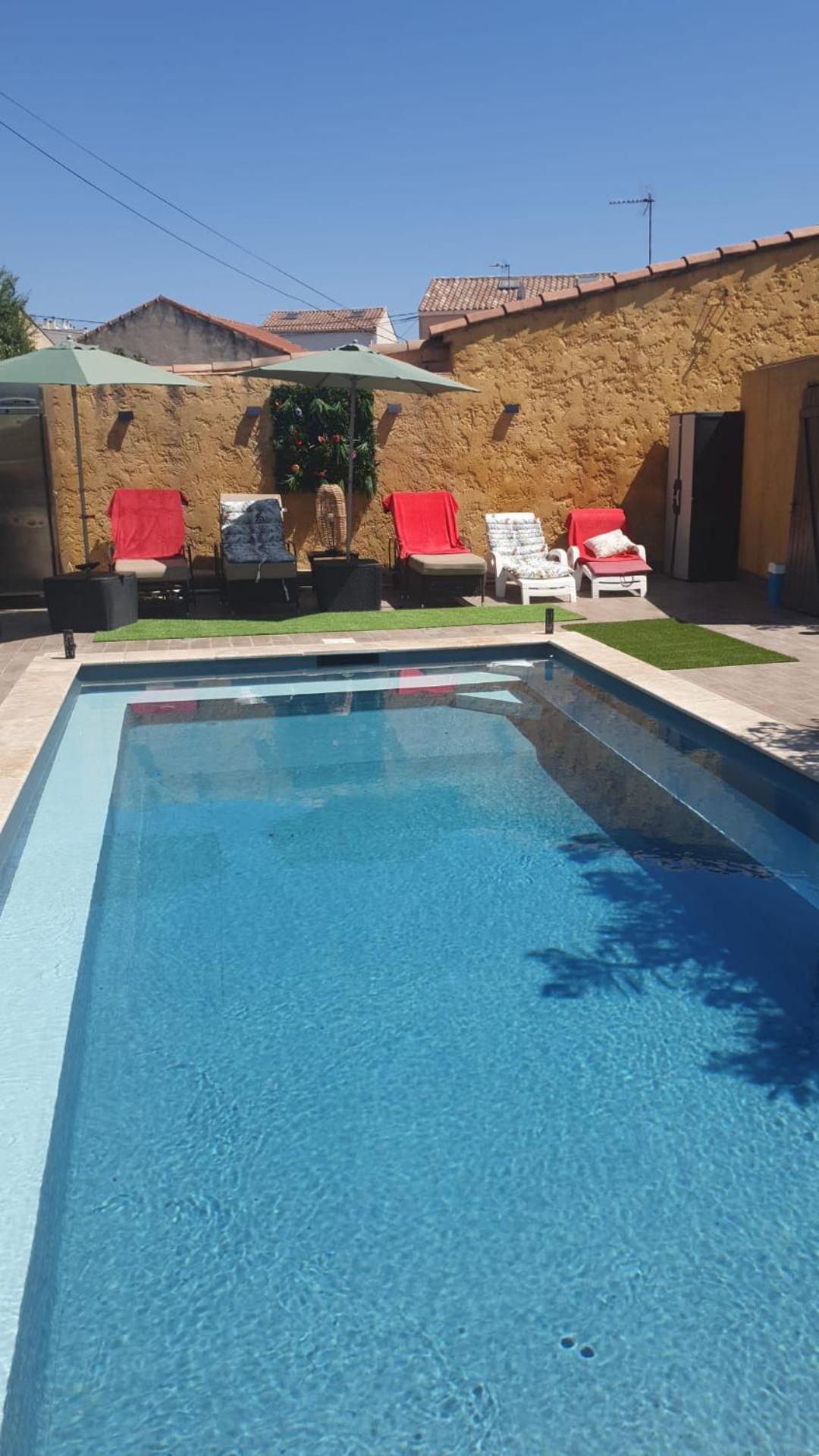 La Maison Provencale Avec Piscine Casa de férias