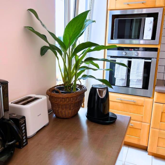 T4 Familial-clim-st Charles Apartment *