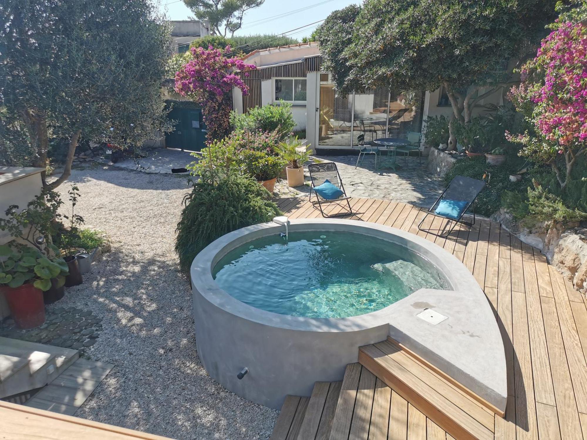 Helios - Vue Mer, Terrasse, Jardin, Piscine, Parking