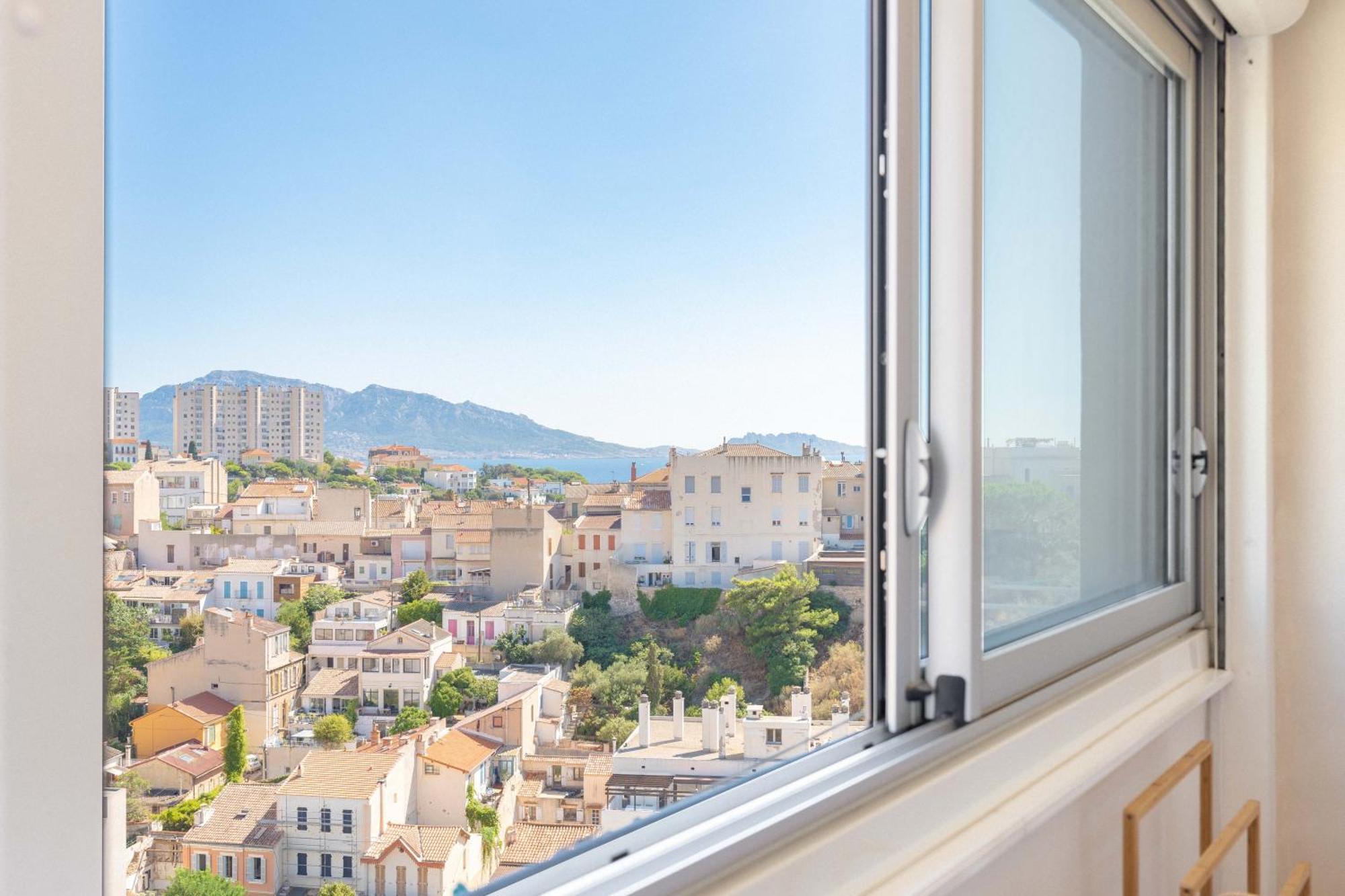 Serenity Escape - Sea View & Sunset Appartement *