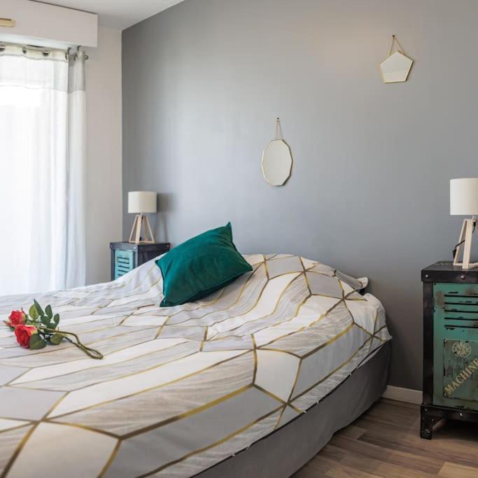T2 Prado-david, Parc Borely, Parking Privee Apartamento