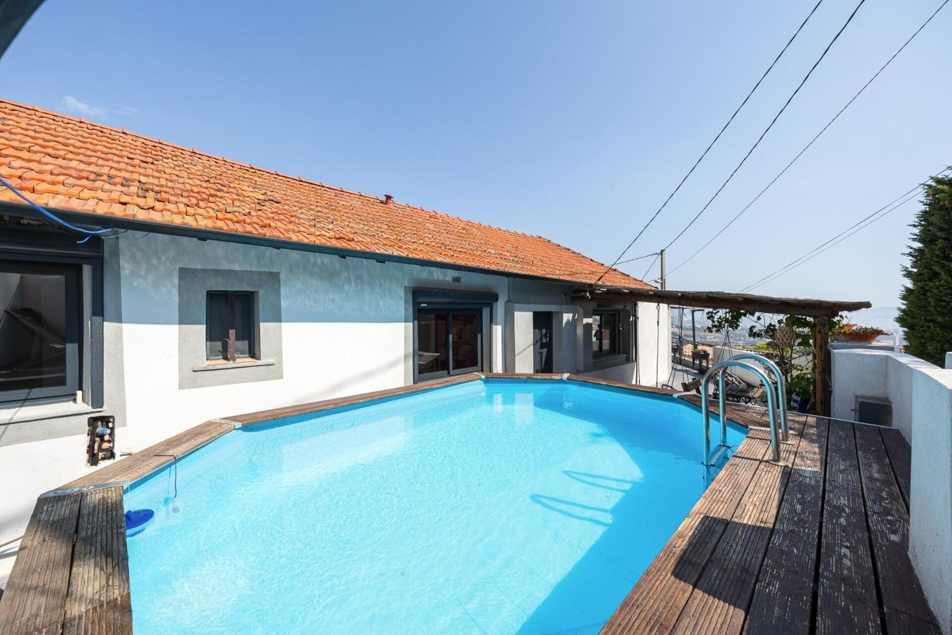 Bella Piscine & Jacuzzi *