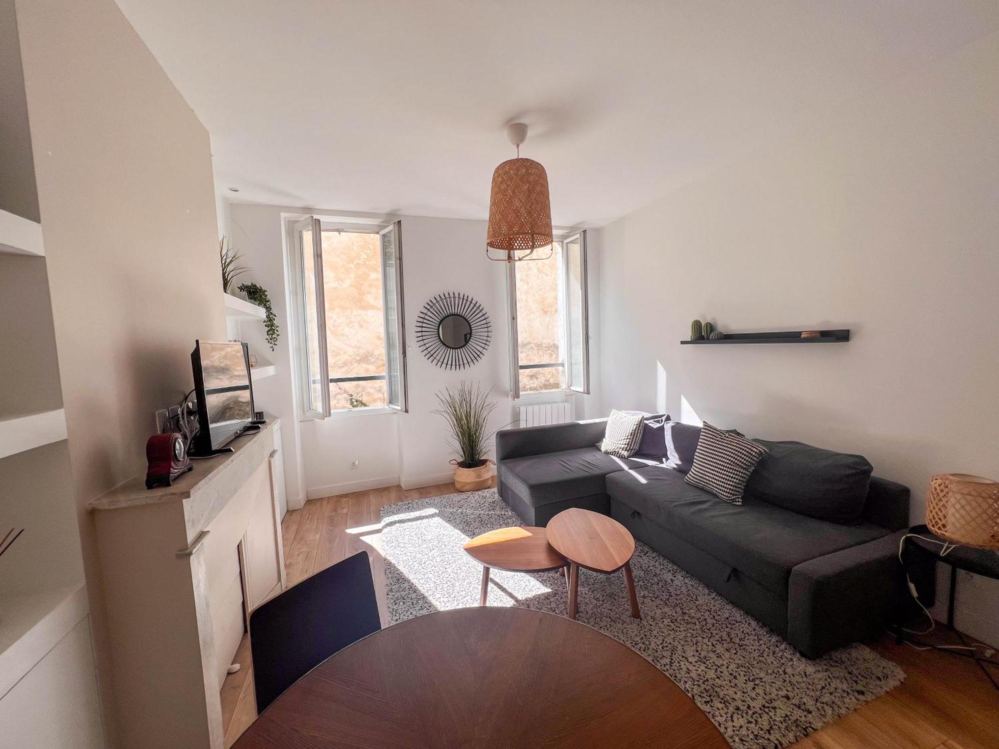 Le Nau - Centre Apartment