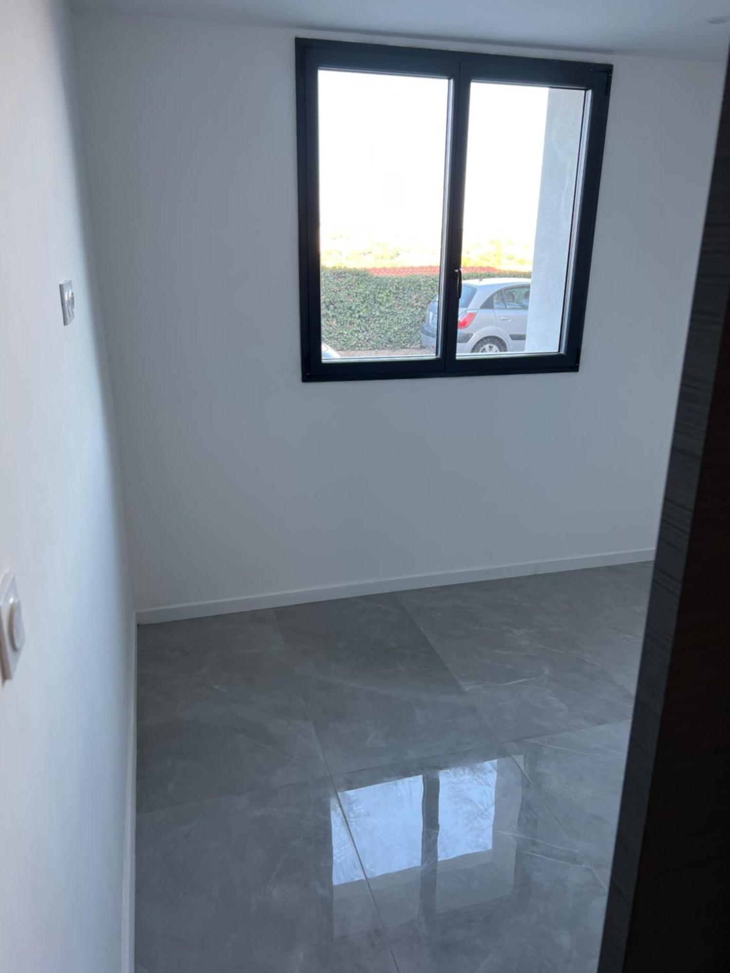 Apartment Type 2 Moderne Neuf