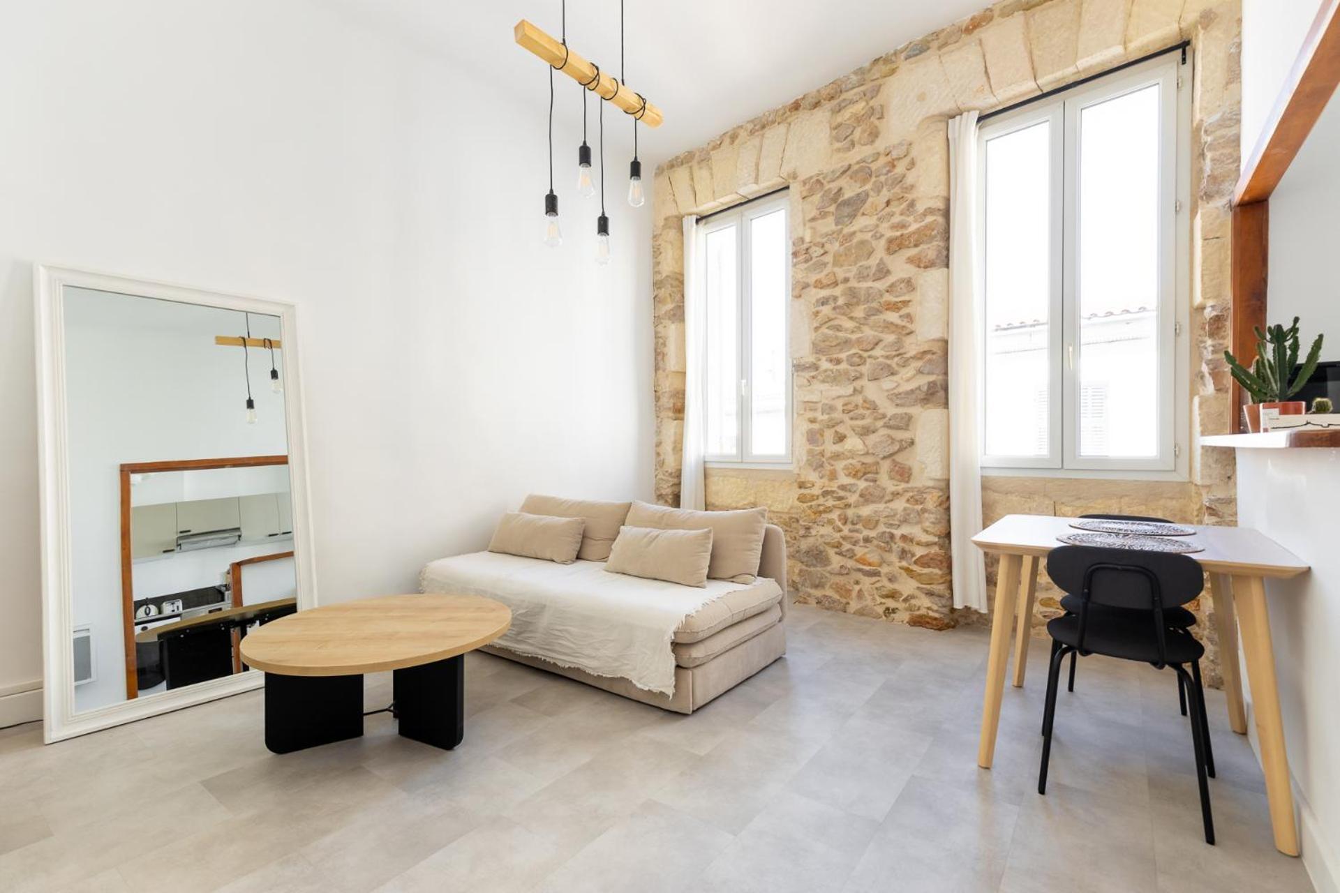 Charming For 2 People * Marseille