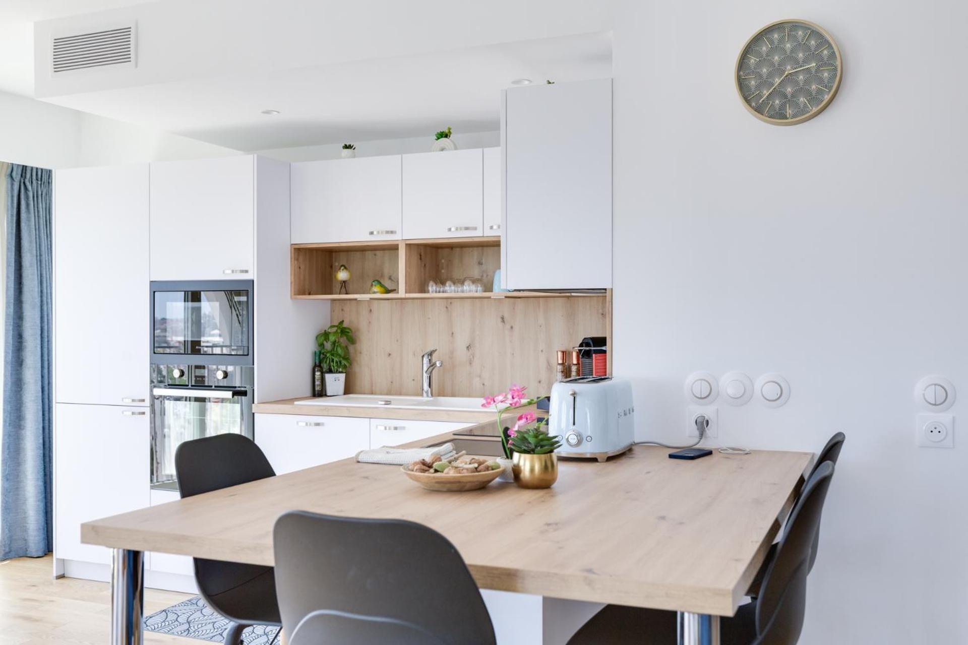 Luxe, Vue Et Parking Prive Apartment