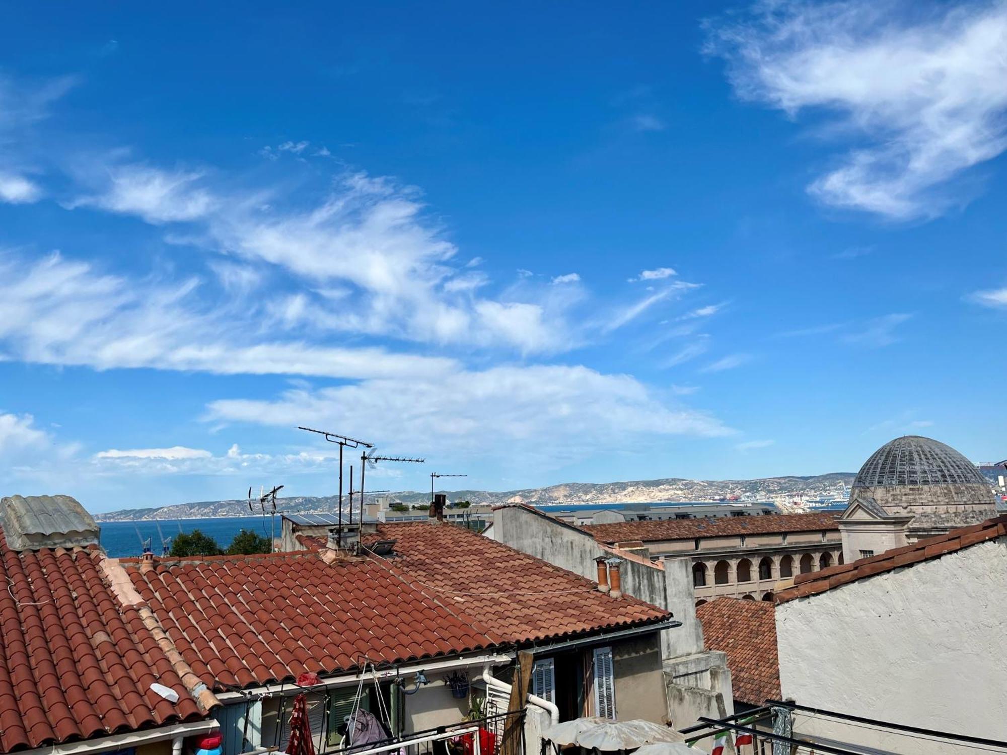 Le Panier - Joli Duplex Centre Historique Avec Grande Terrasse Et Balneo Proche Vieux Port Apartment Marseille