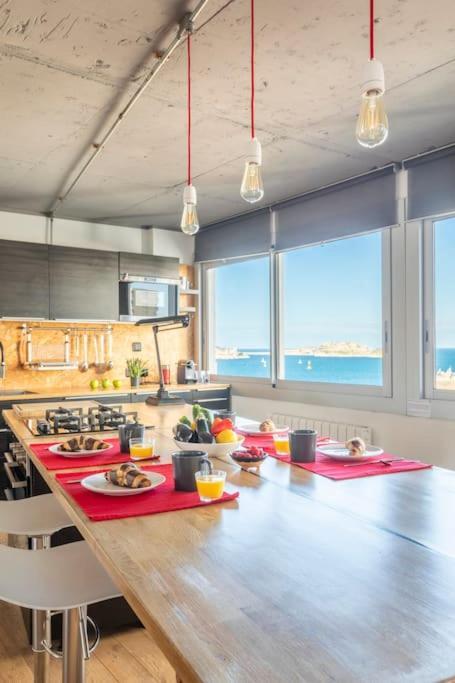 Dream Ocean View With Balcony Close To Beach *