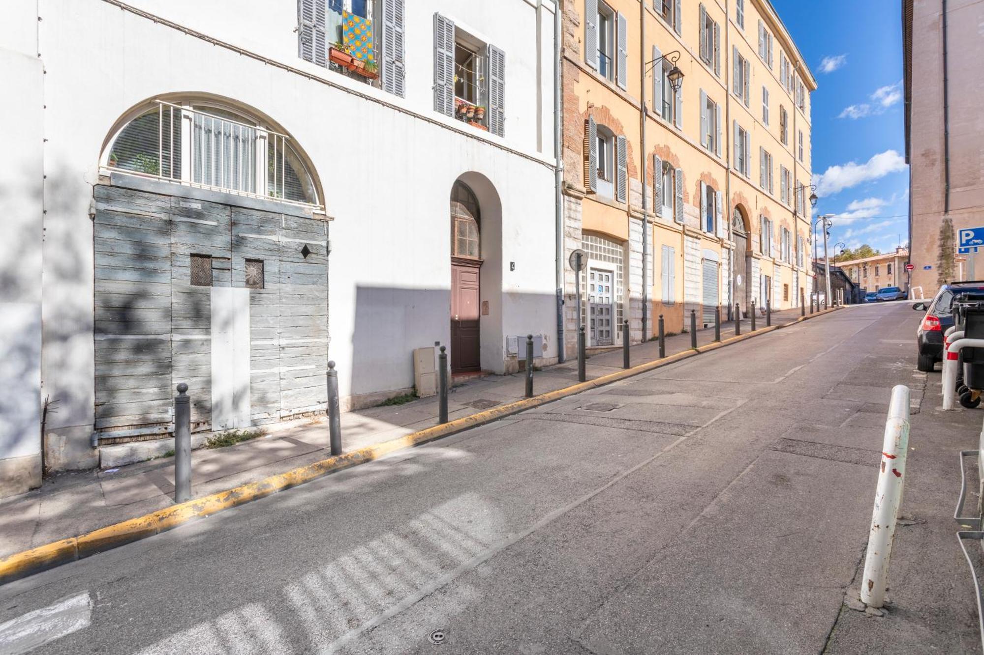 Apartment Adira Panier 2 Etoiles Marseille